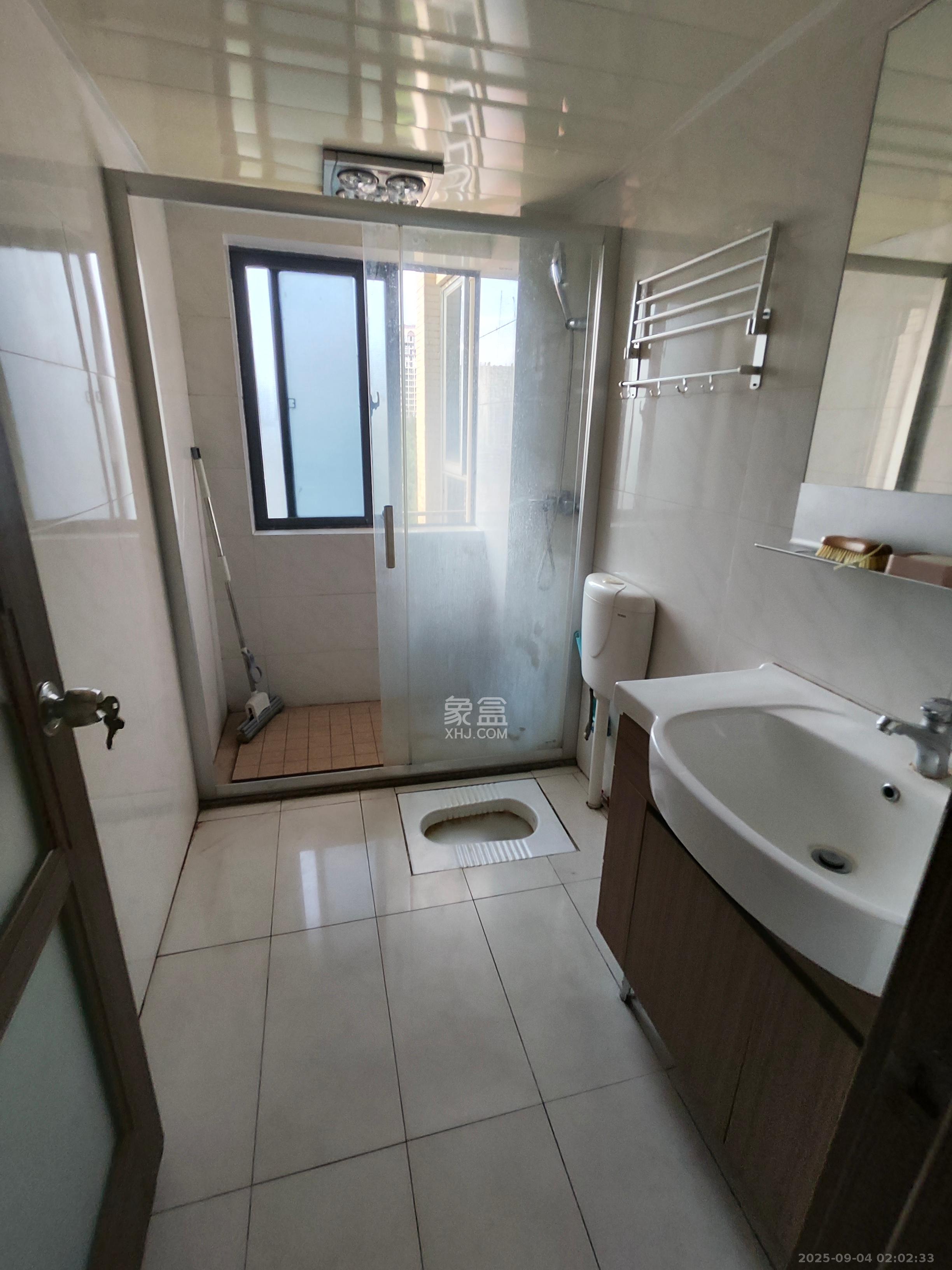 碧桂园南城首府(东宸林海) 4室2厅2卫 2500.0元/月 碧桂园南城首府(东宸林海) 4室2厅2卫 2500.0元/月室内图