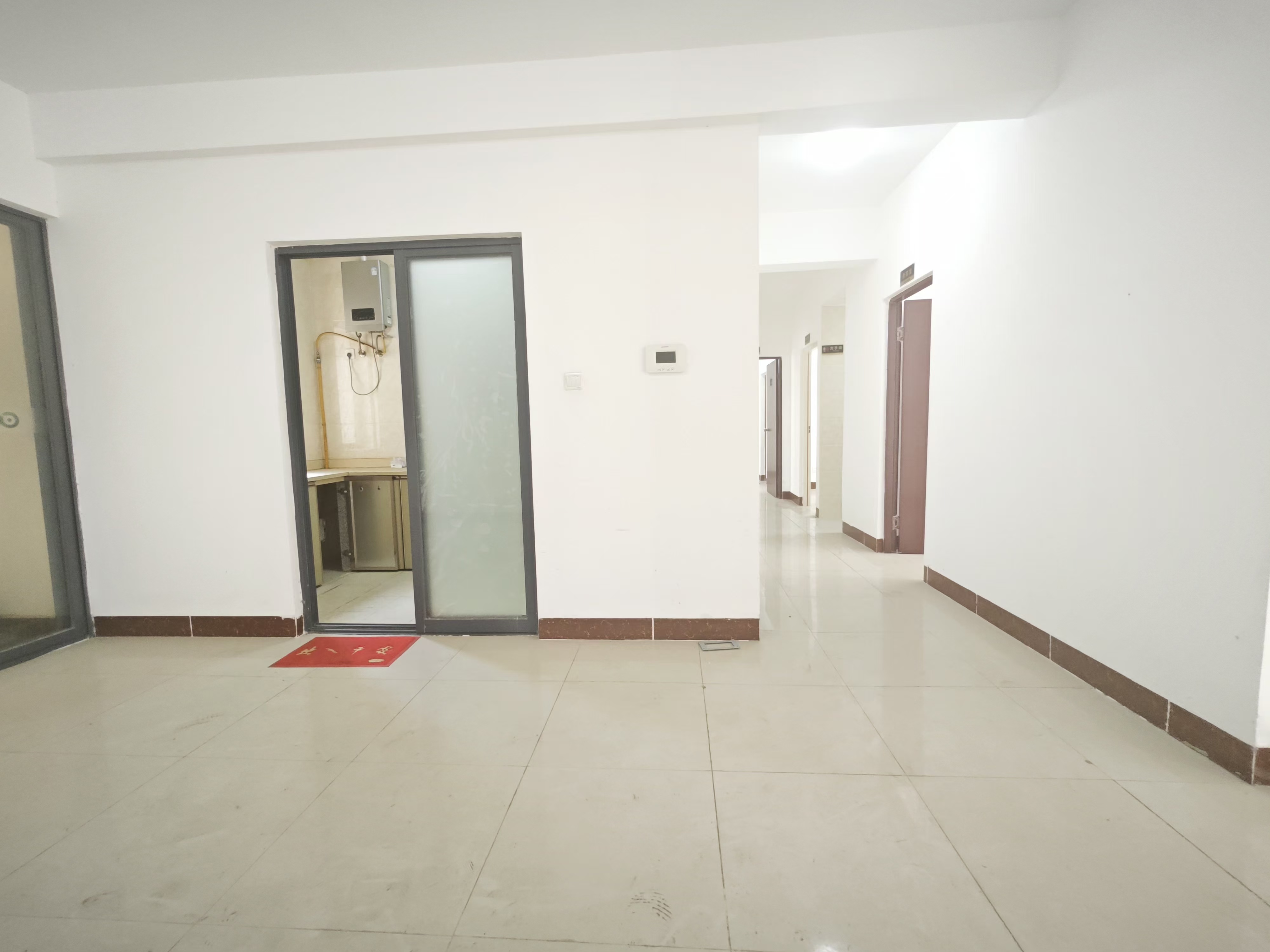 美舍嘉苑一期  4室2厅3卫    3000.0元/月室内图