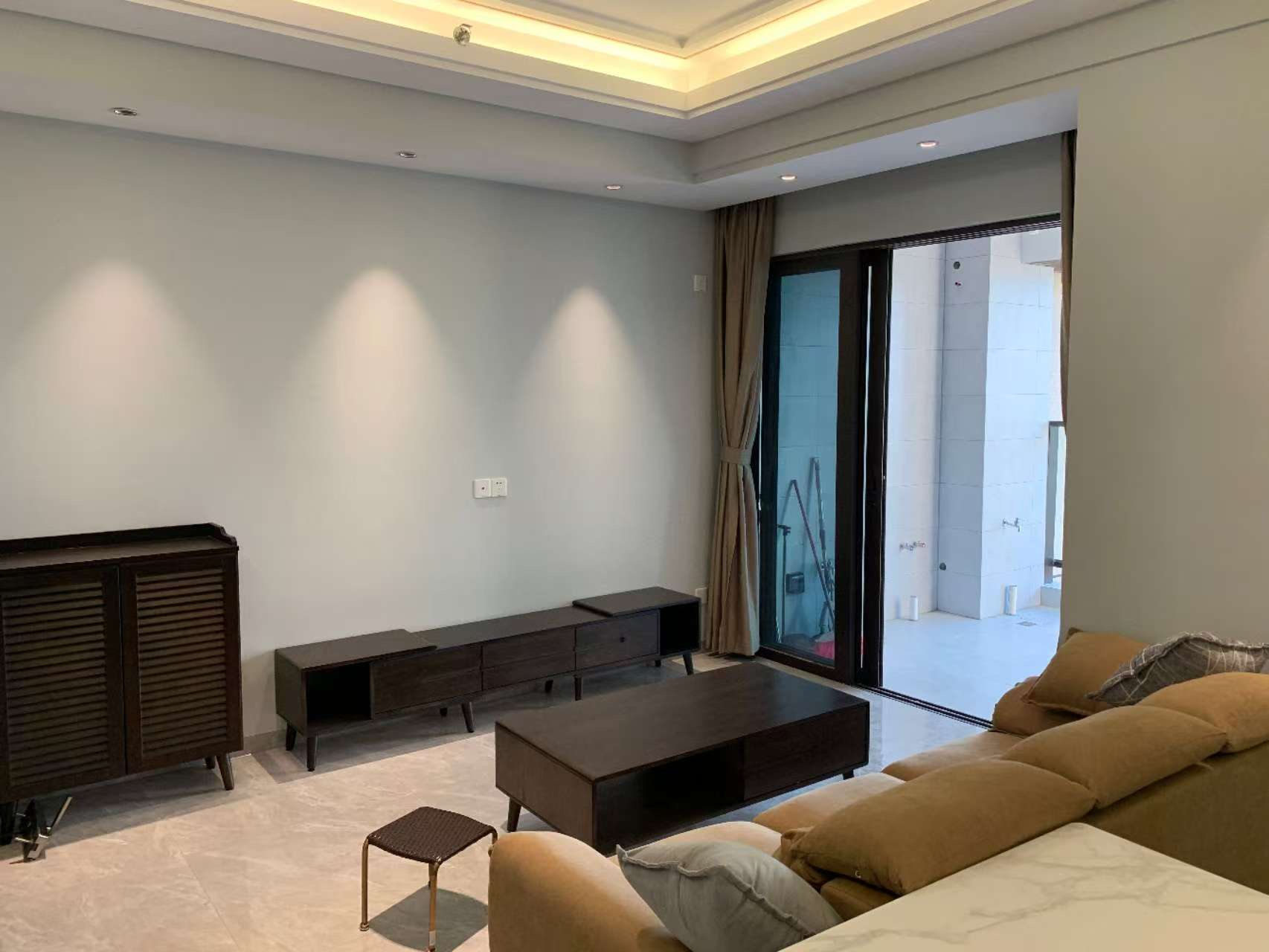 华润中心 2室2厅1卫 4600.0元/月 华润中心 2室2厅1卫 4600.0元/月室内图