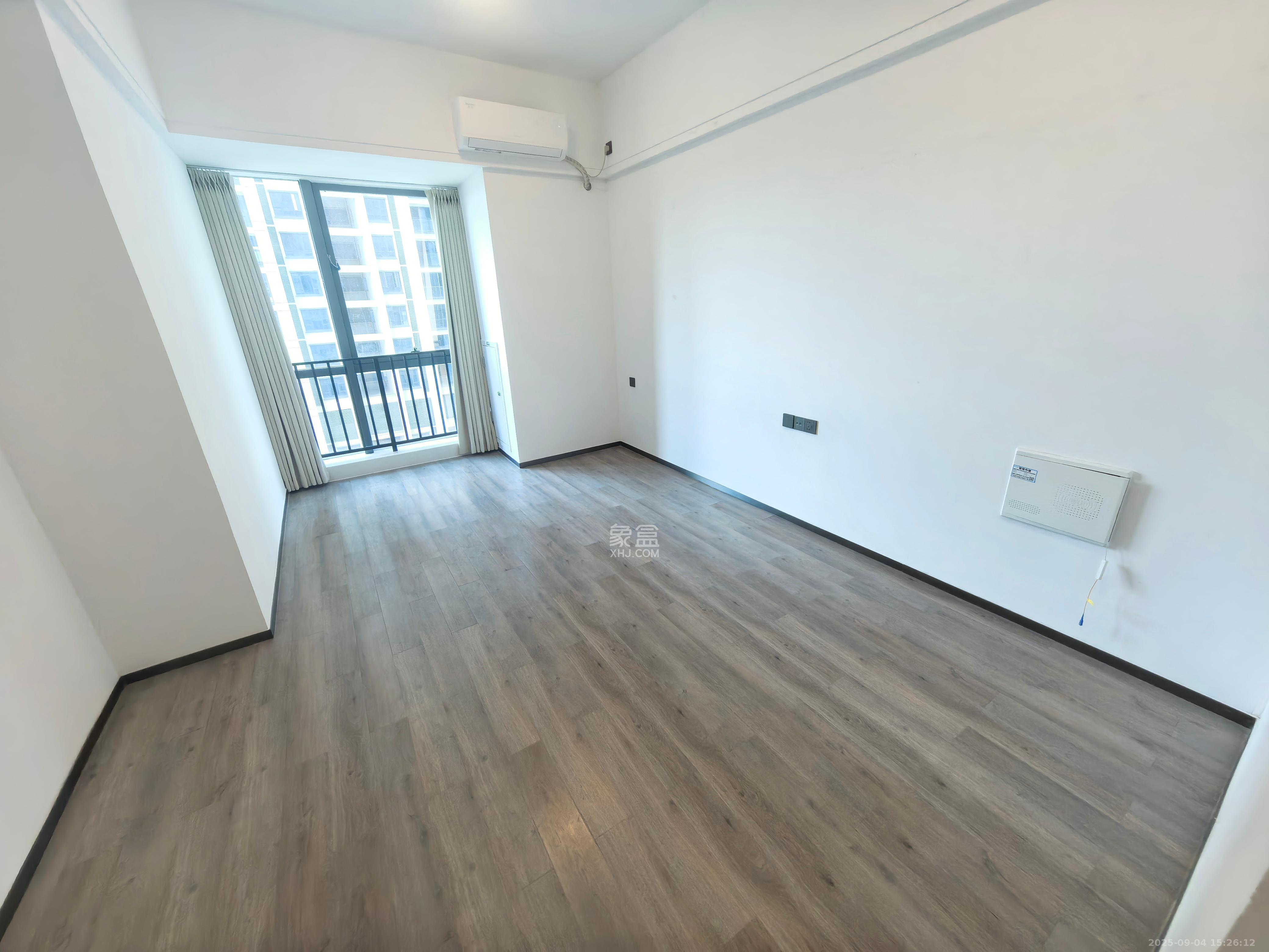 中建宝铂公馆   43.3㎡     1800.00元/月