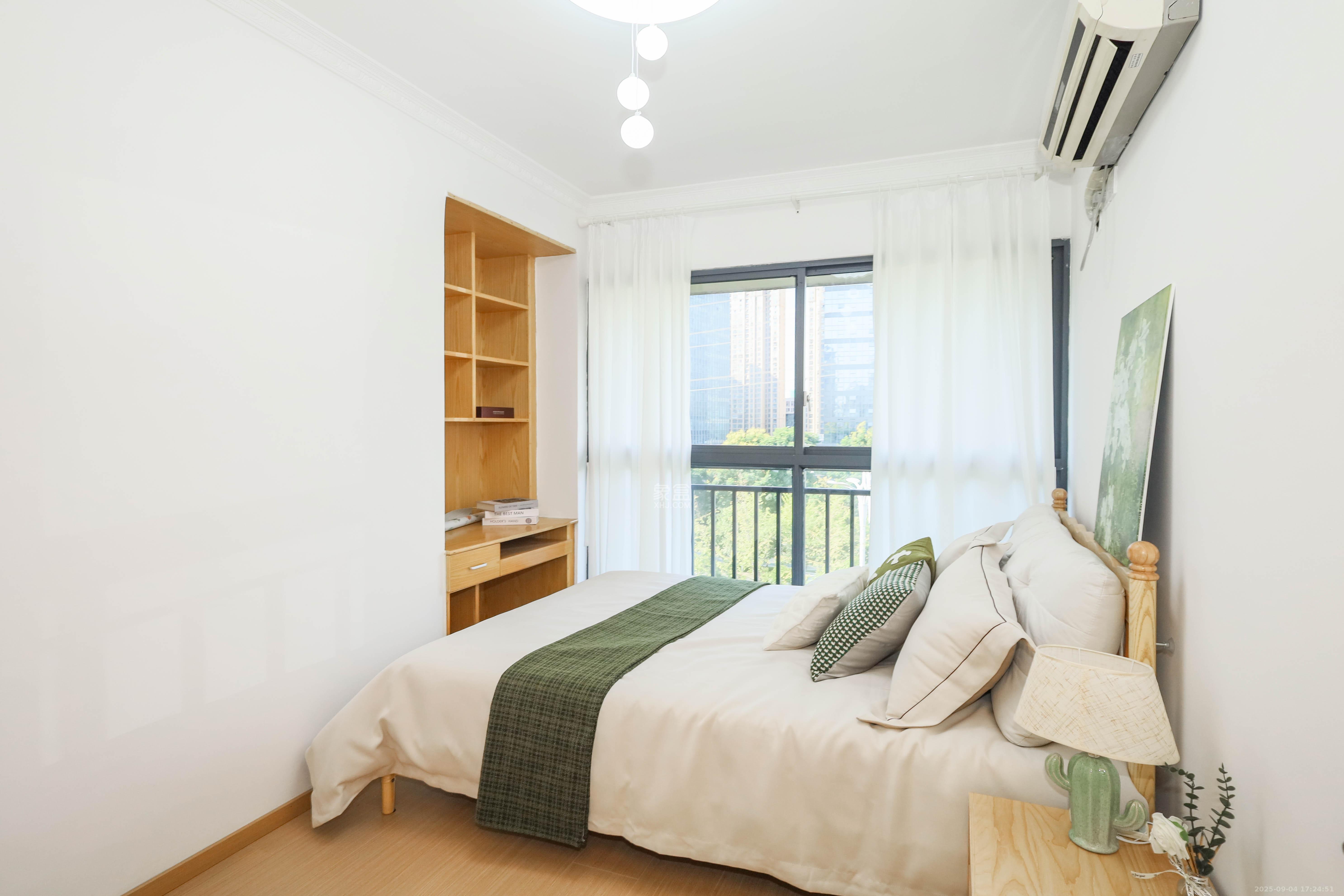 保利麓谷林语A区  3室2厅1卫    78.0万卧室