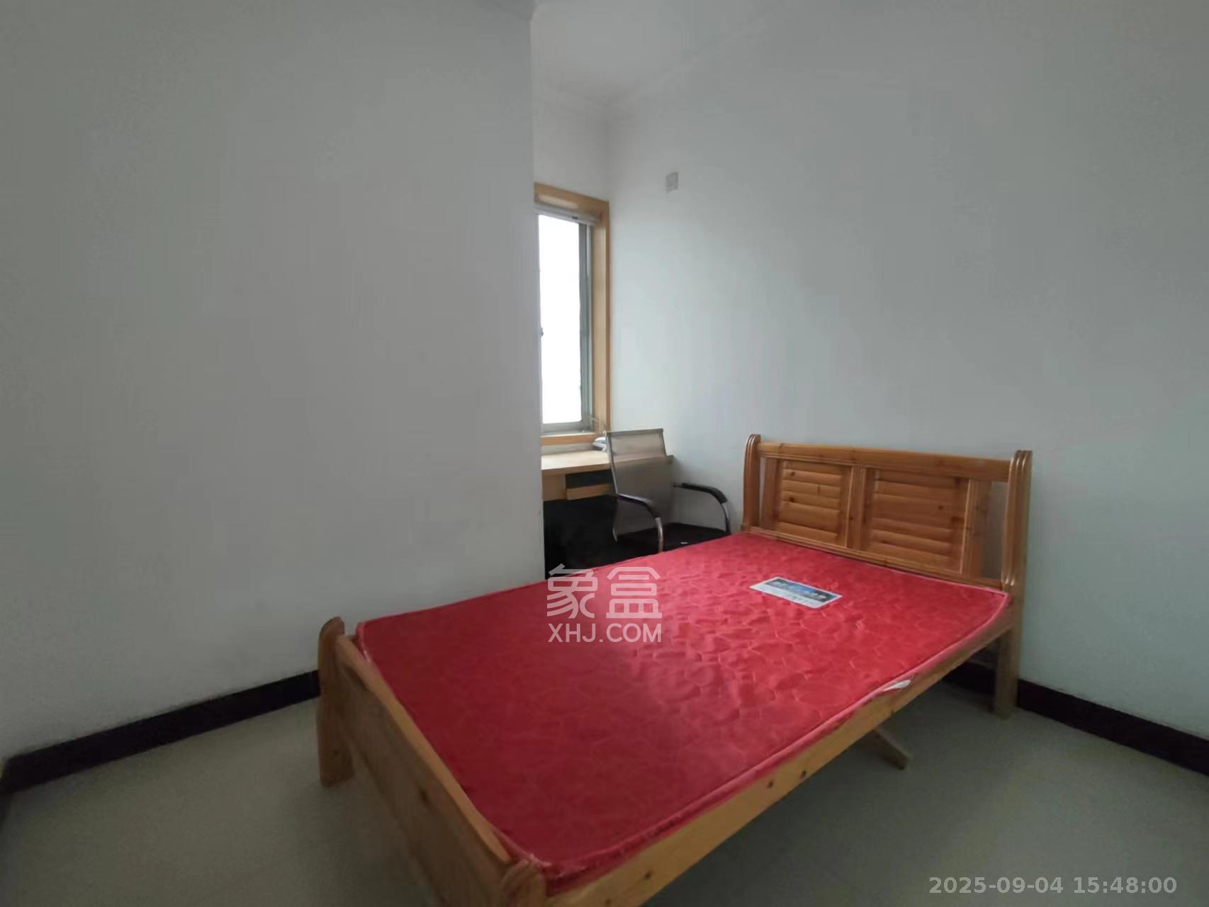 湘绣城  3室2厅1卫    1500.0元/月室内图