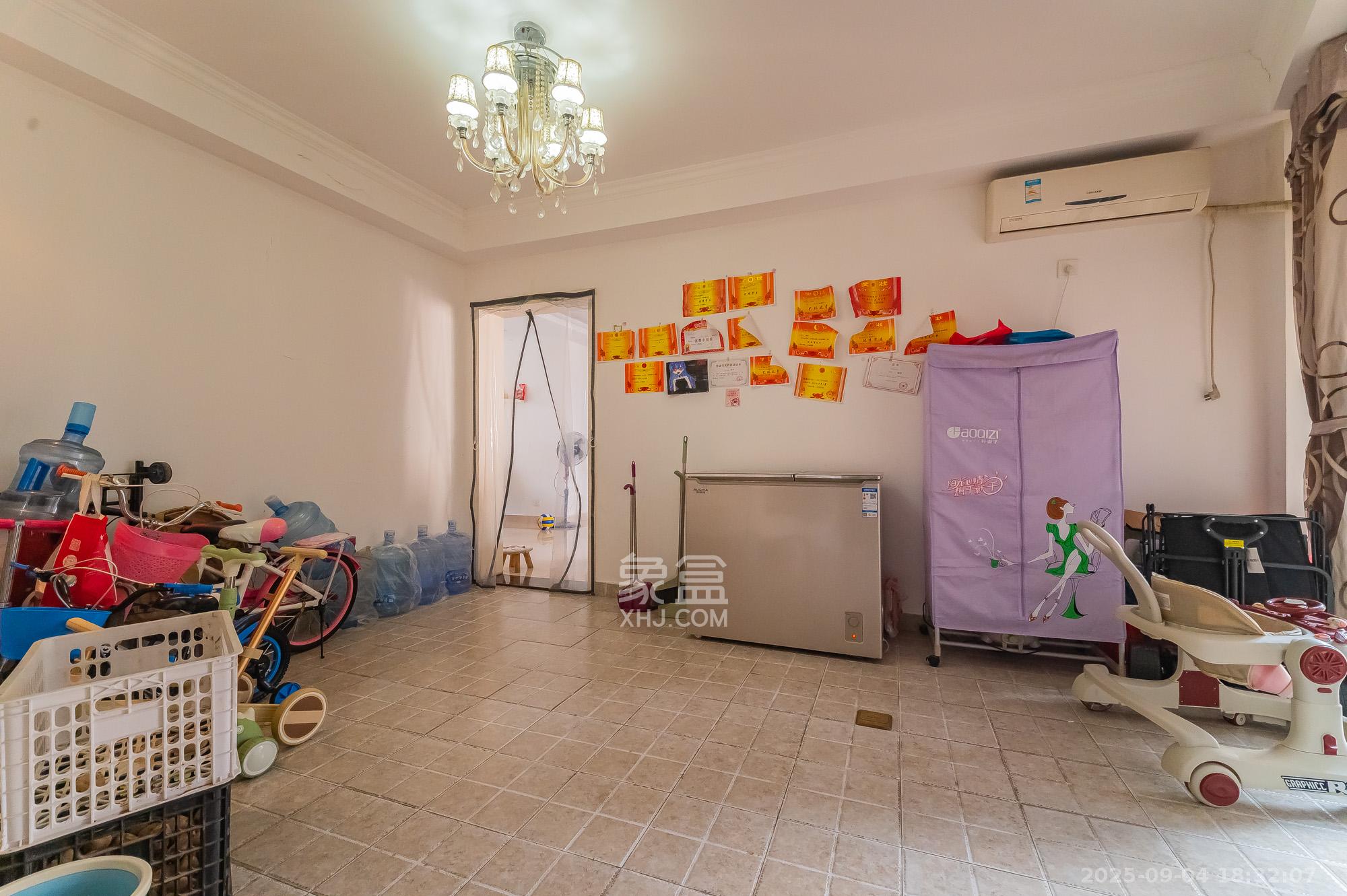 筑梦佳园  4室2厅2卫    99.8万其他