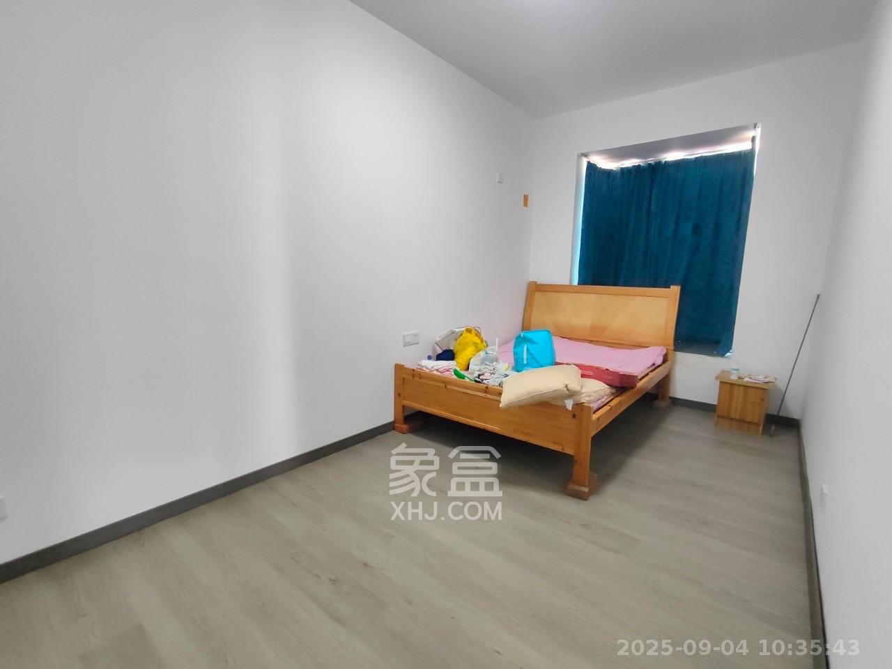 星城书香苑(星城书院)  3室2厅2卫    3700.0元/月 星城书香苑(星城书院)  3室2厅2卫    3700.0元/月室内图