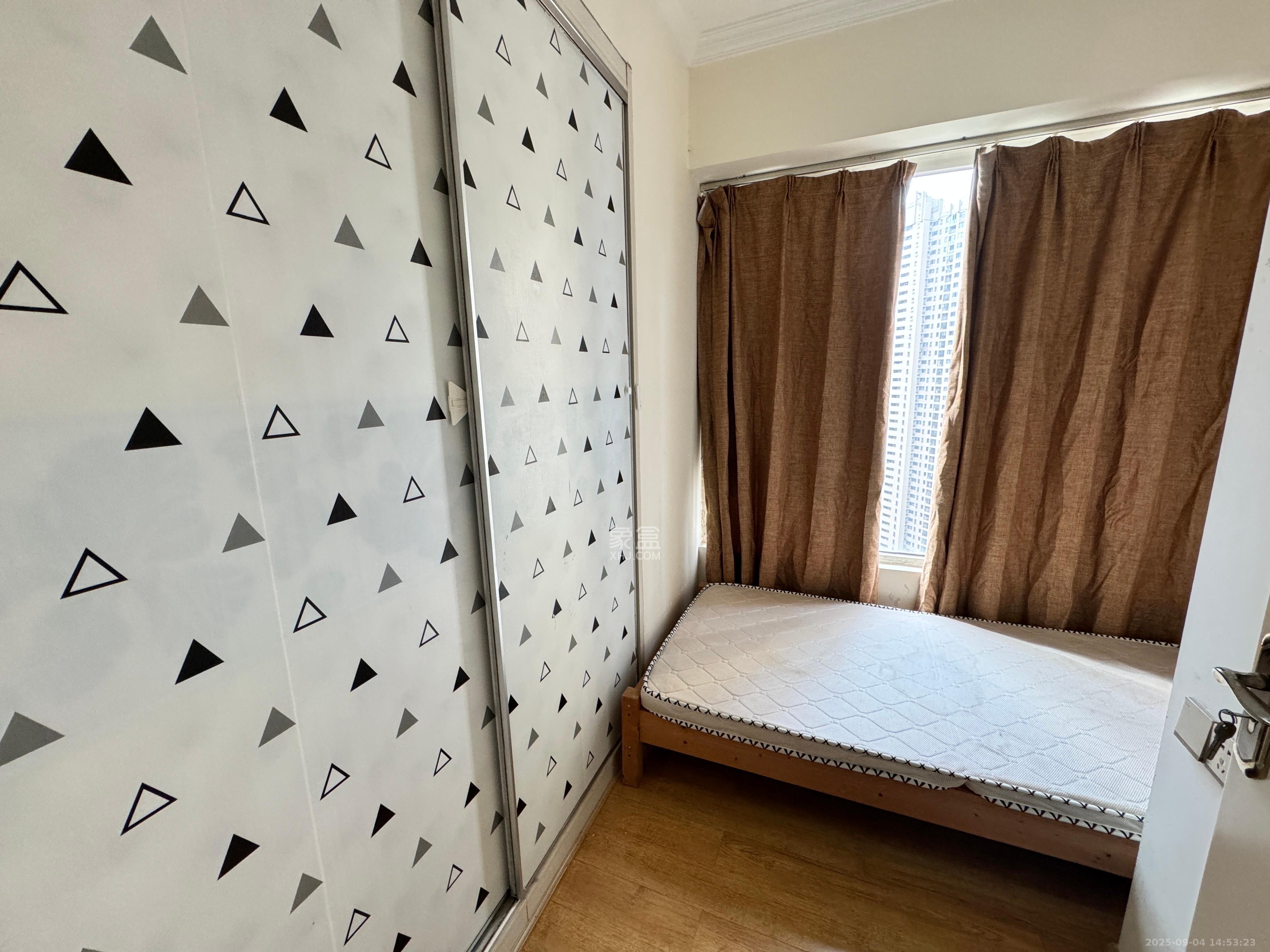 北辰三角洲E3区 2室1厅1卫 2700.0元/月 北辰三角洲E3区 2室1厅1卫 2700.0元/月室内图