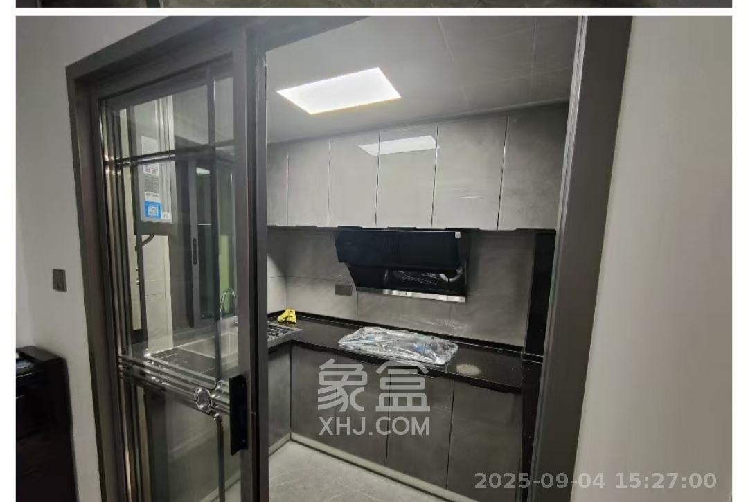 和润园三期  3室2厅2卫   2600.00元/月室内图