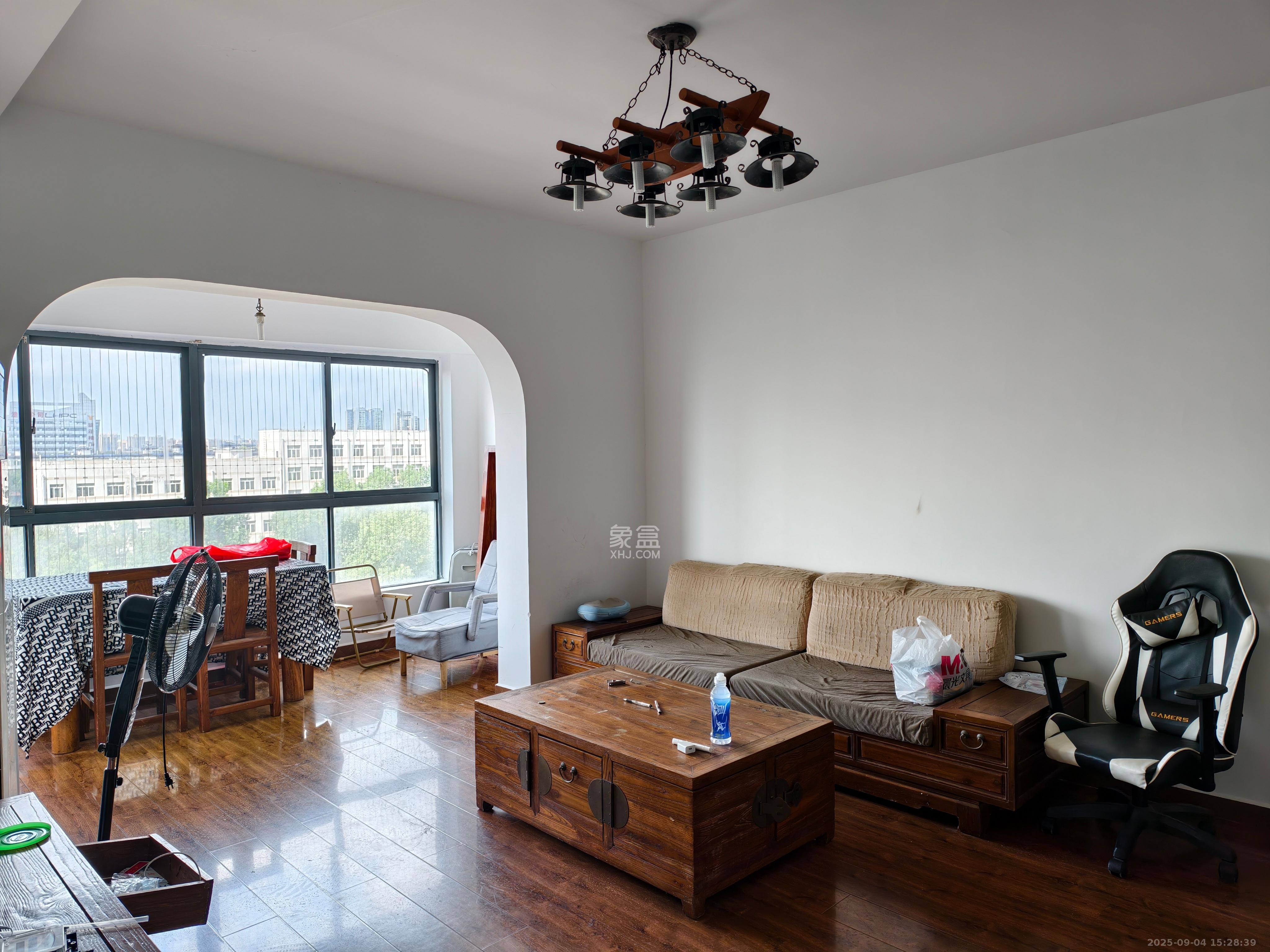 上海城小区  4室2厅2卫    2500.0元/月 上海城小区  4室2厅2卫    2500.0元/月室内图