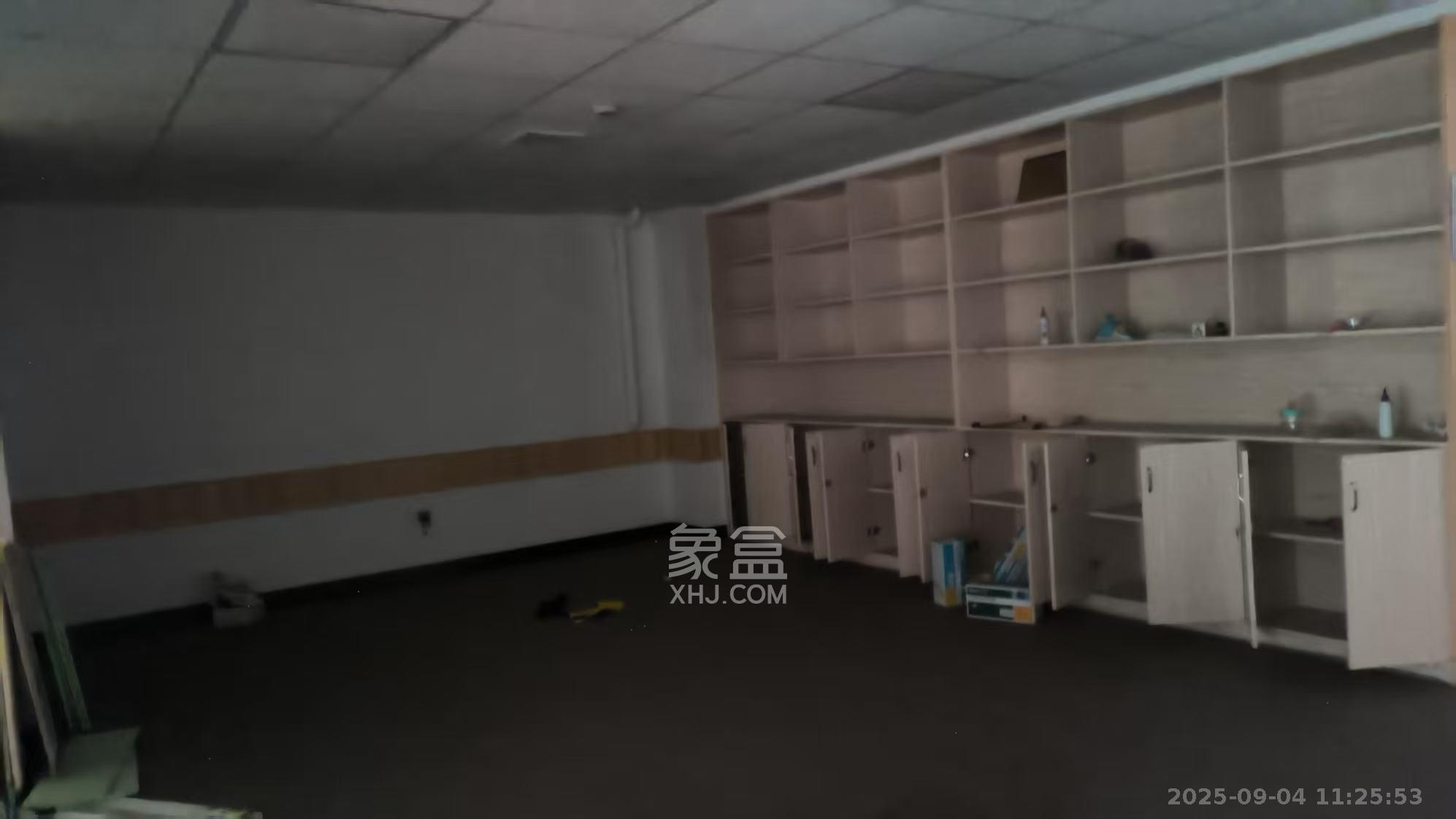 华盛花园   946.37㎡      27000.0元/月室内图