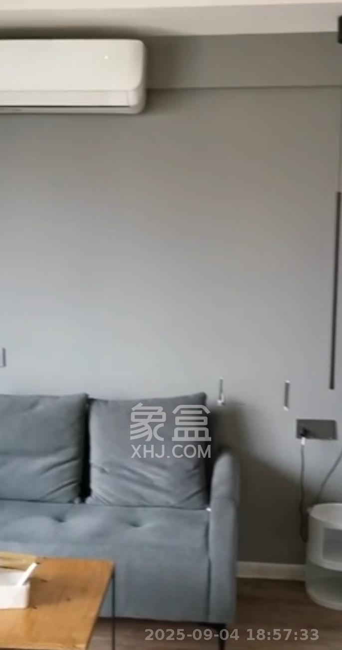 复地星光天地 1室1厅1卫 1600.0元/月 复地星光天地 1室1厅1卫 1600.0元/月室内图