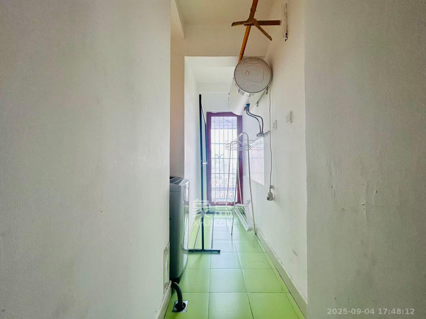 青和上座（上味舫大厦）  1室1厅1卫    2200.0元/月室内图