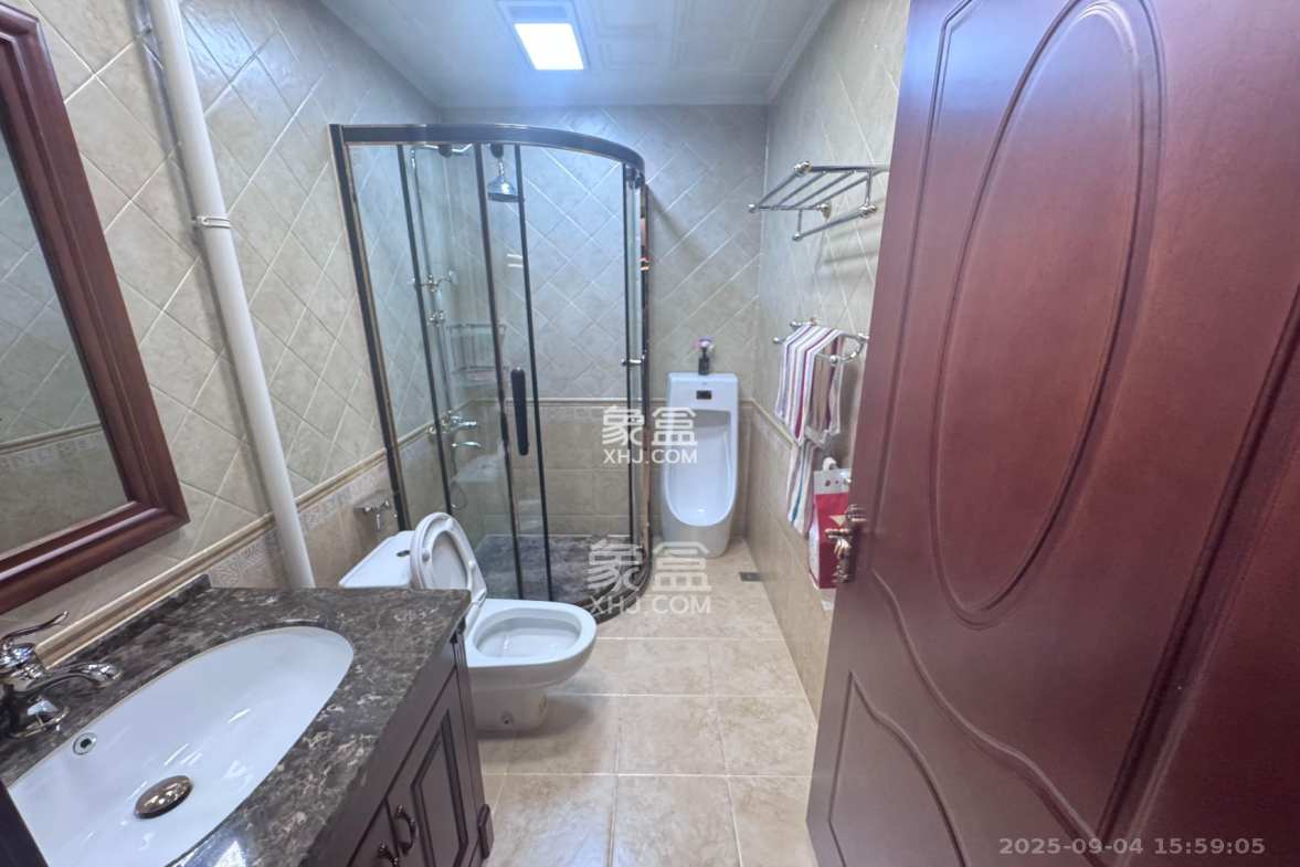 江河中央洋房 5室2厅3卫 28000.0元/月 江河中央洋房 5室2厅3卫 28000.0元/月室内图