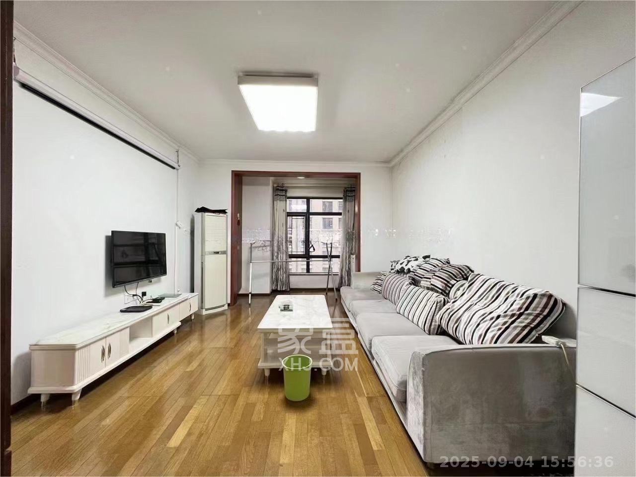 湘域城邦(湘域国际中心)  2室1厅1卫    3500.0元/月 湘域城邦(湘域国际中心)  2室1厅1卫    3500.0元/月