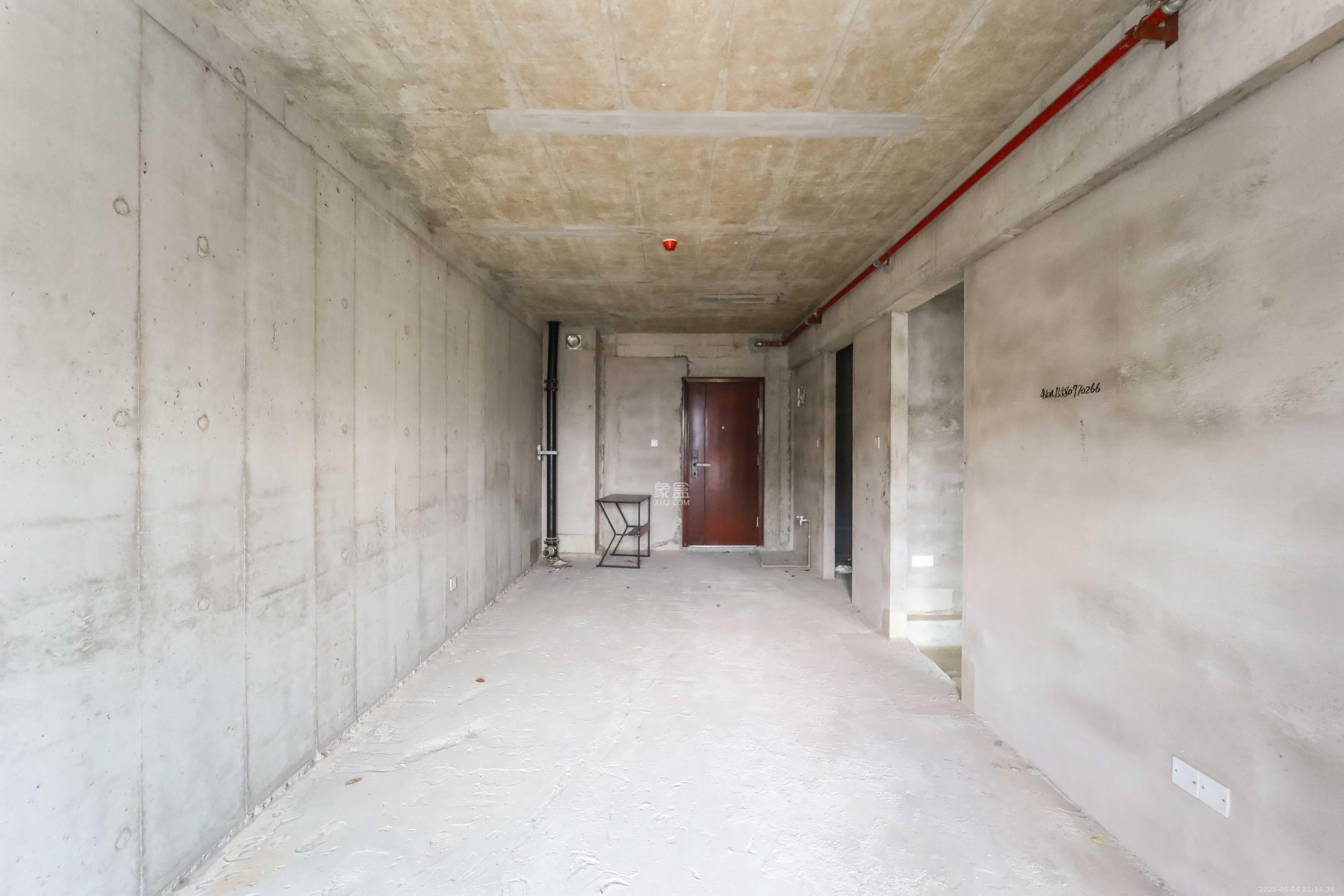 碧桂园城市之光 2室2厅1卫 42.0万 碧桂园城市之光 2室2厅1卫 42.0万客厅