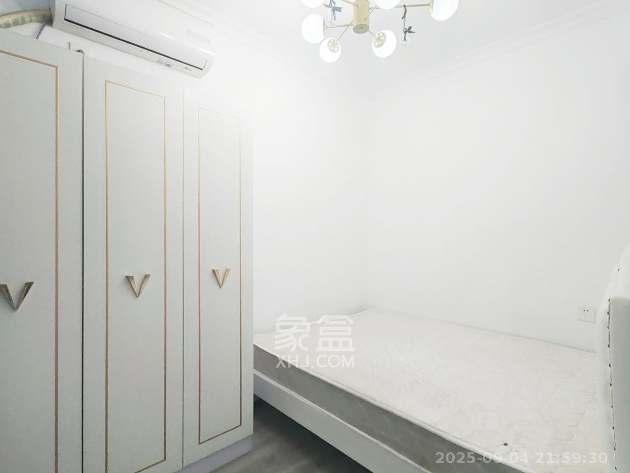 韭菜园嘉苑  3室1厅1卫   4200.00元/月室内图