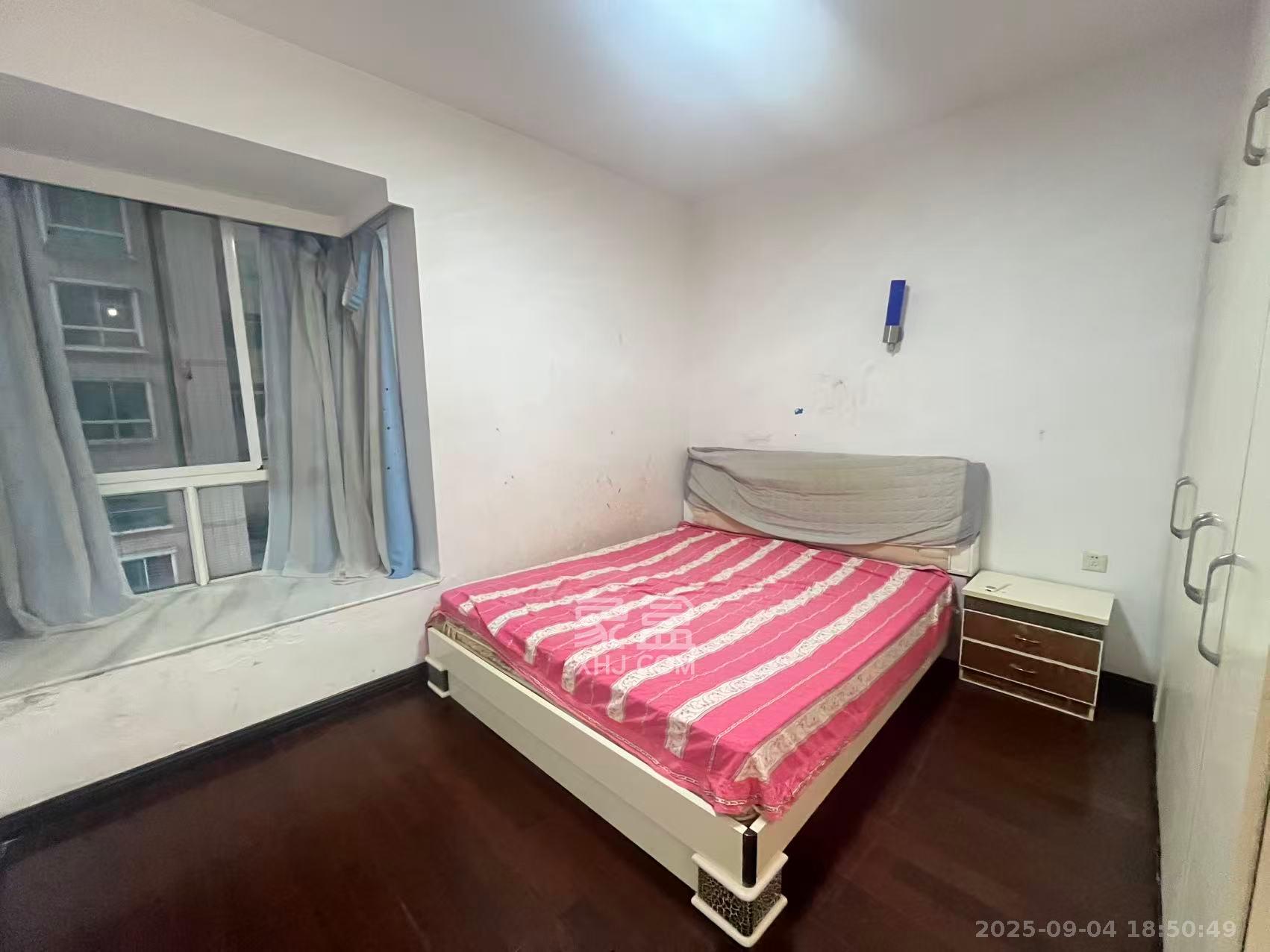 名都花园  2室2厅1卫    2000.0元/月室内图