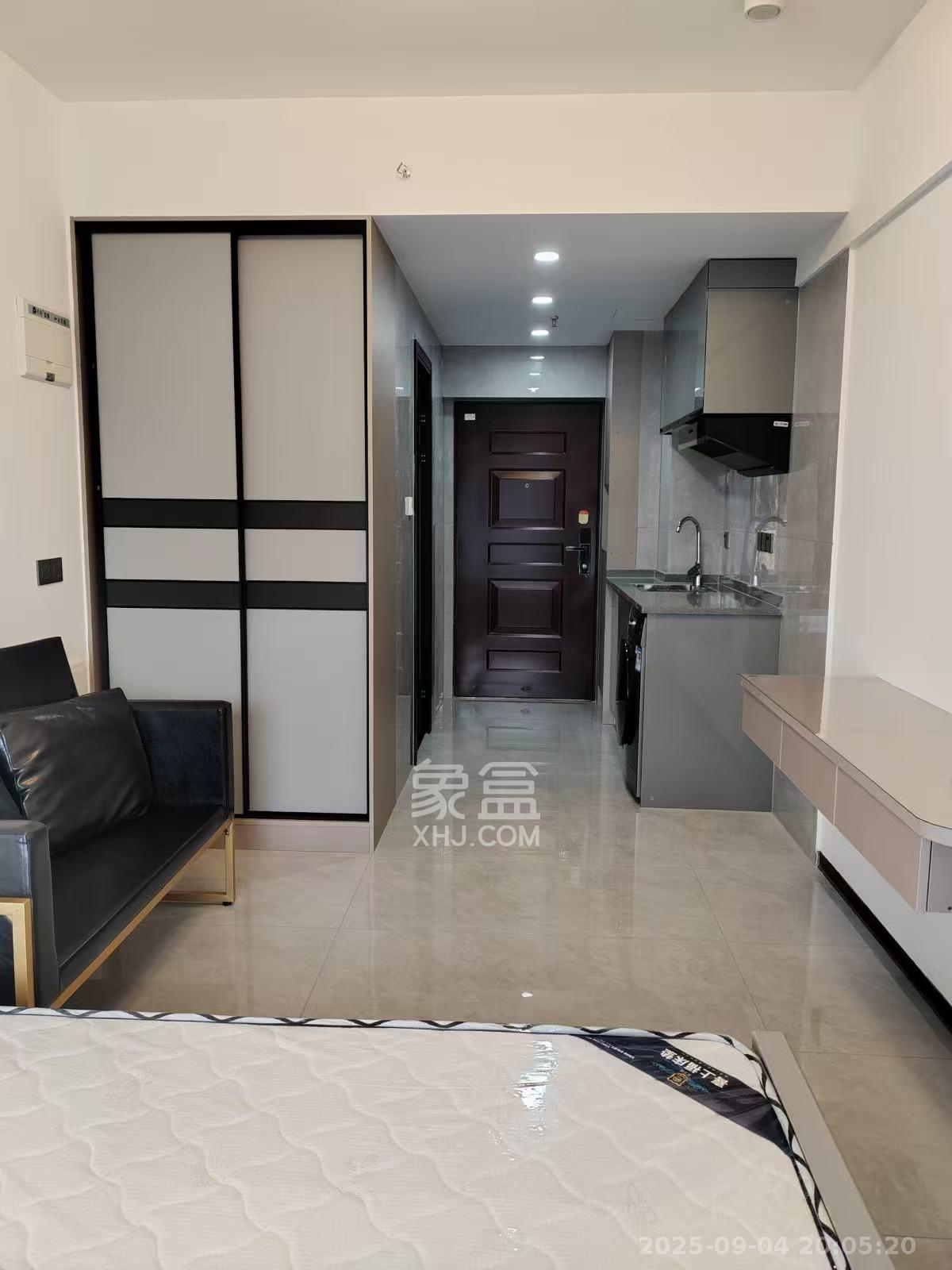 保利天禧EF区 1室1厅1卫 1700.0元/月 保利天禧EF区 1室1厅1卫 1700.0元/月室内图