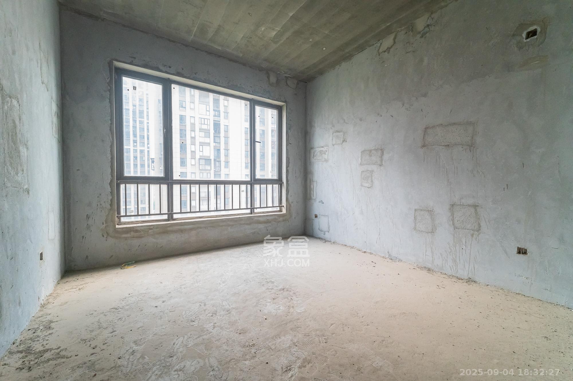 国泰九龙湾 3室2厅1卫 62.0万 国泰九龙湾 3室2厅1卫 62.0万其他