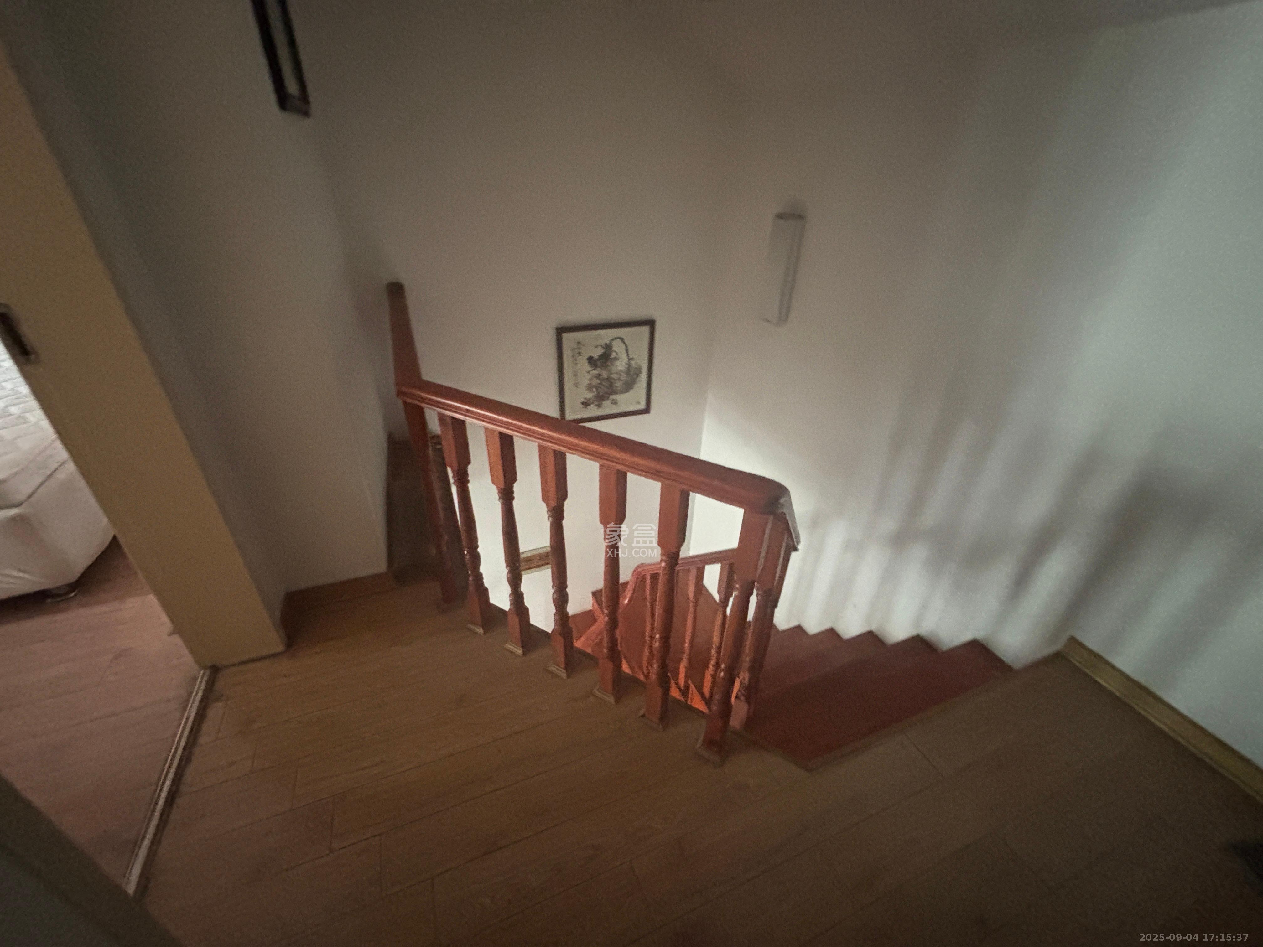 德馨园  2室2厅1卫    1200.0元/月 德馨园  2室2厅1卫    1200.0元/月室内图