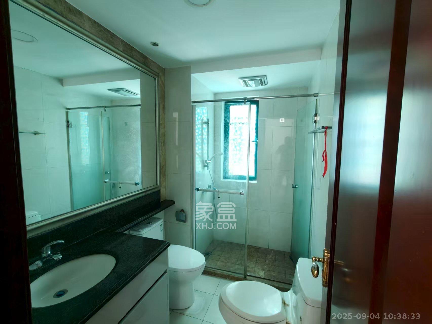 恒大绿洲  2室2厅1卫    2300.0元/月室内图