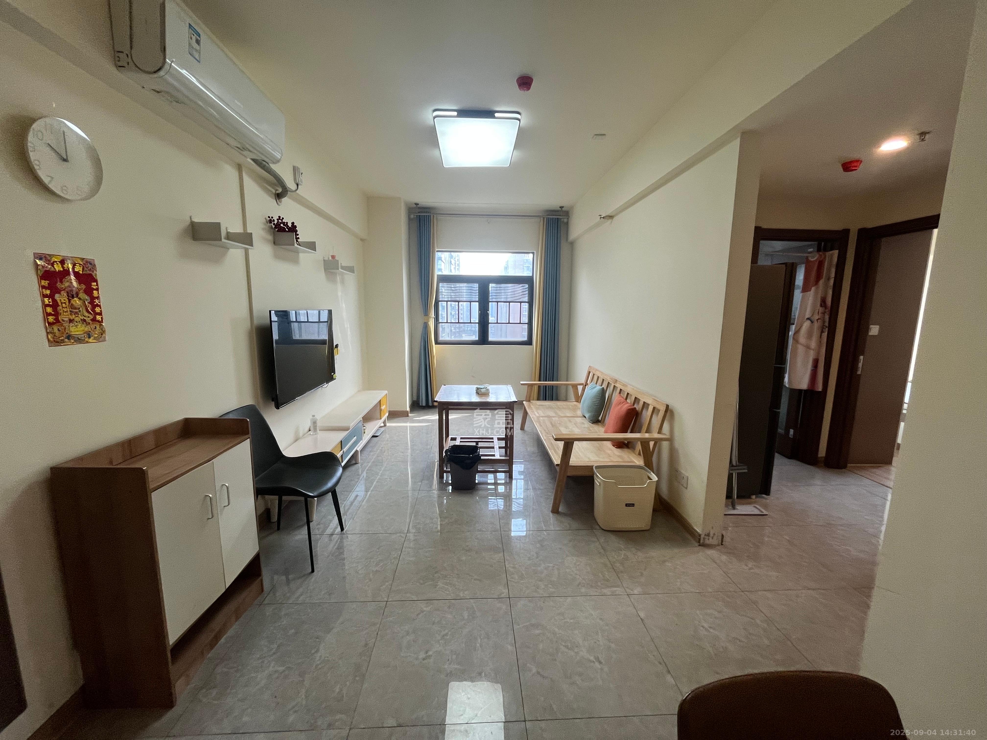 碧桂园印象 1室0厅0卫 2100.0元/月 碧桂园印象 1室0厅0卫 2100.0元/月室内图