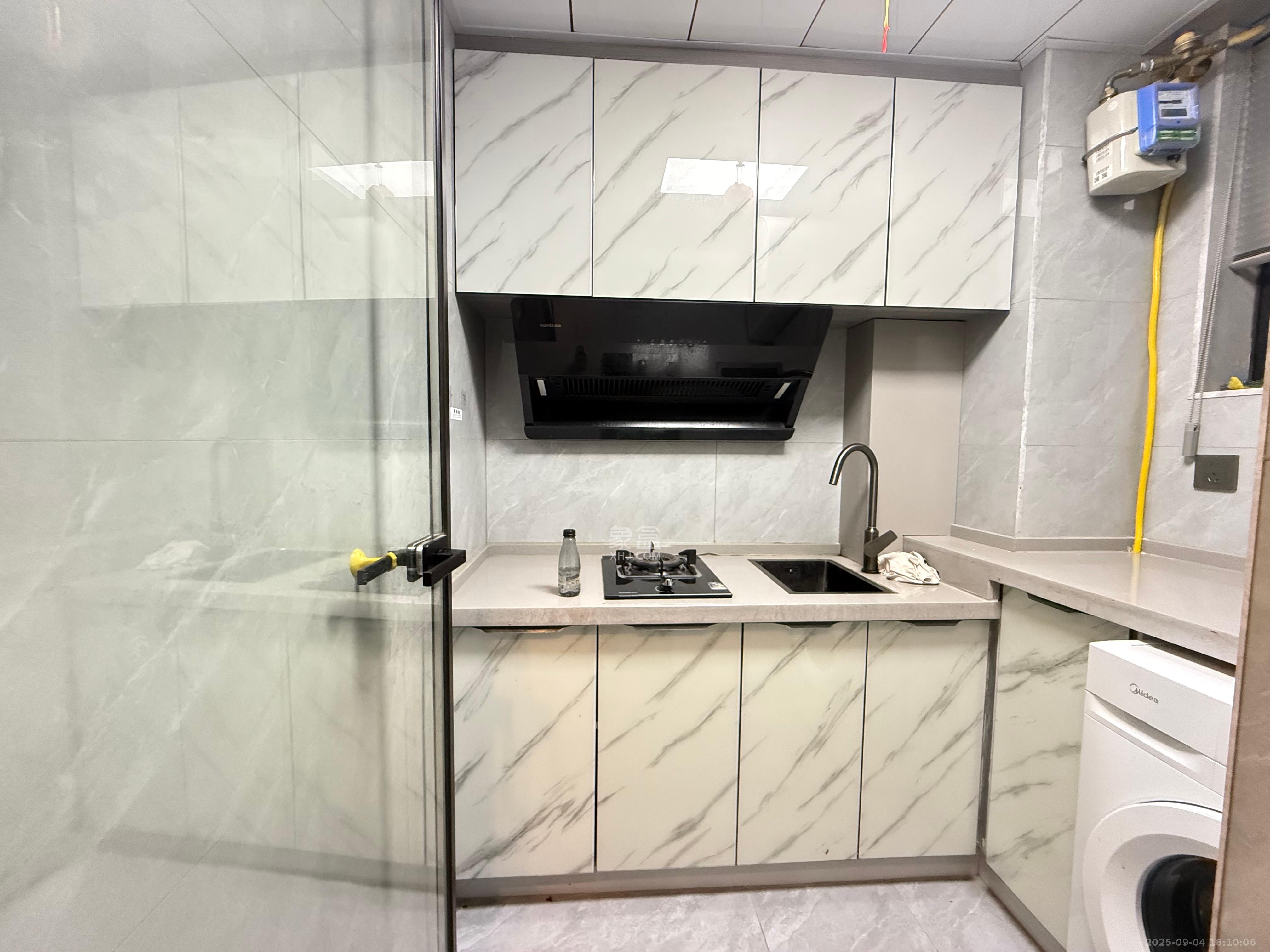 君悦新天地 2室1厅2卫 3100.0元/月 君悦新天地 2室1厅2卫 3100.0元/月室内图