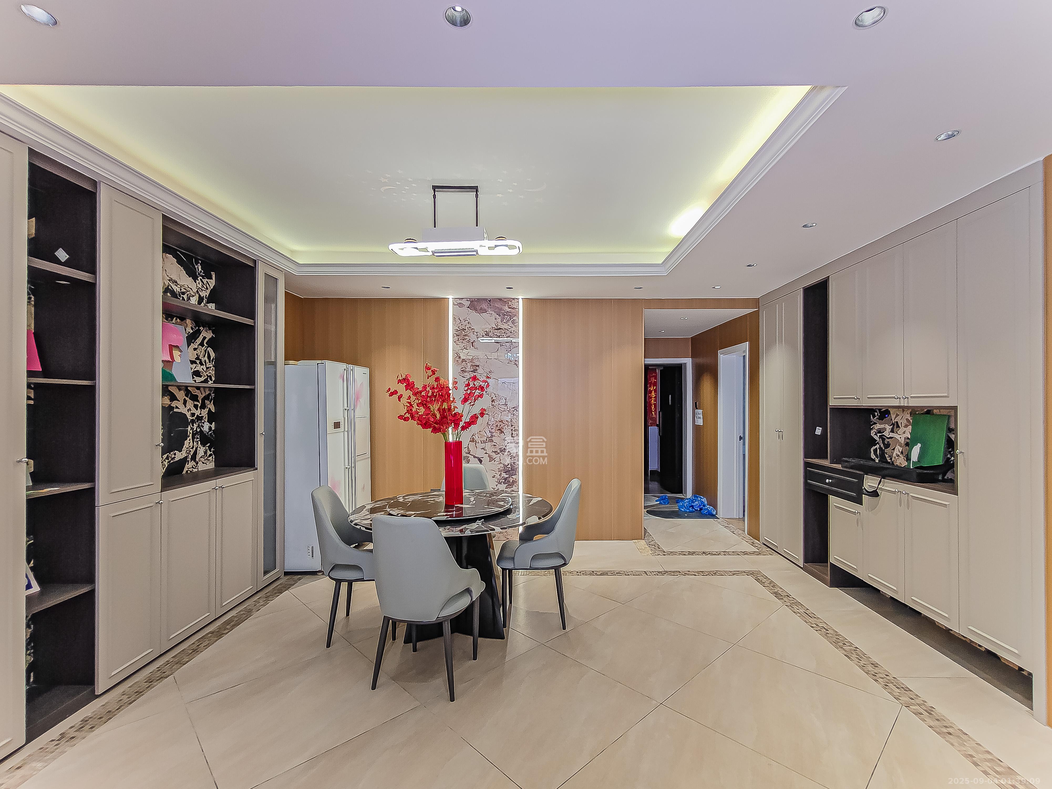 长沙紫金苑  3室1厅1卫    161.0万 长沙紫金苑  3室1厅1卫    161.0万客厅