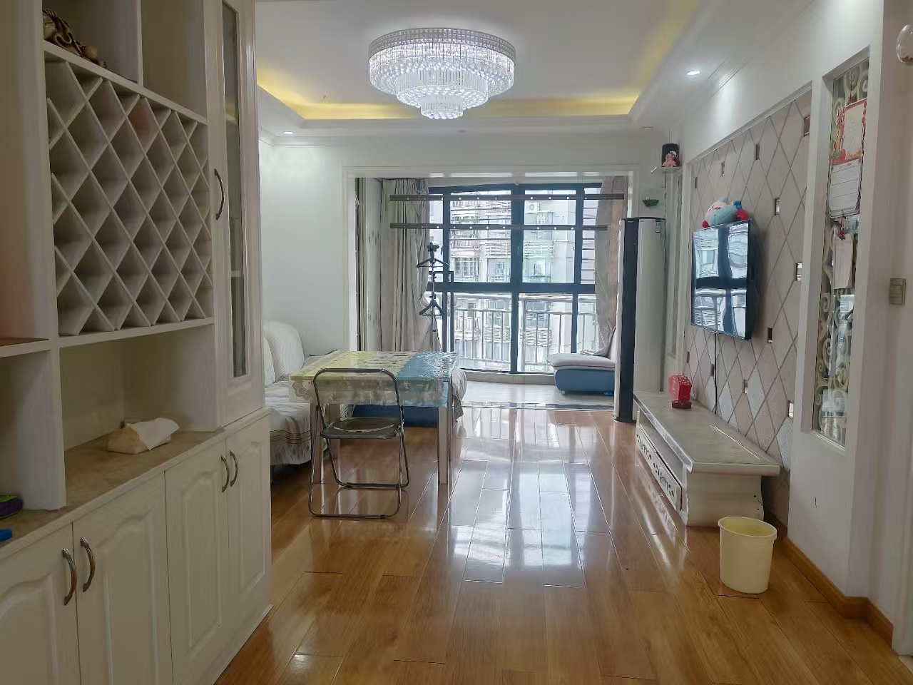 龙洲馨苑 2室2厅1卫 1600.0元/月 龙洲馨苑 2室2厅1卫 1600.0元/月室内图