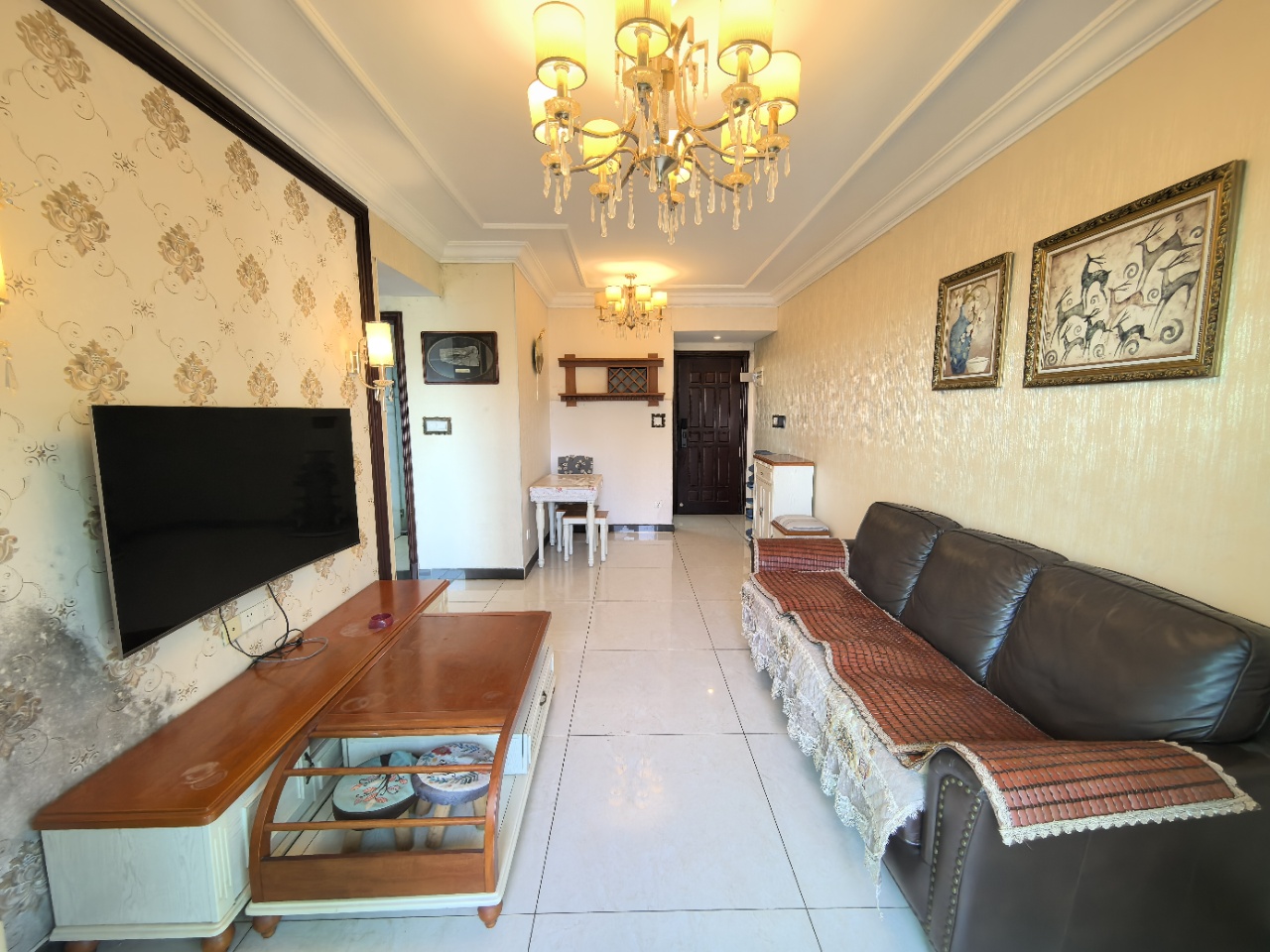 恒大绿洲 2室2厅1卫 1680.0元/月 恒大绿洲 2室2厅1卫 1680.0元/月室内图