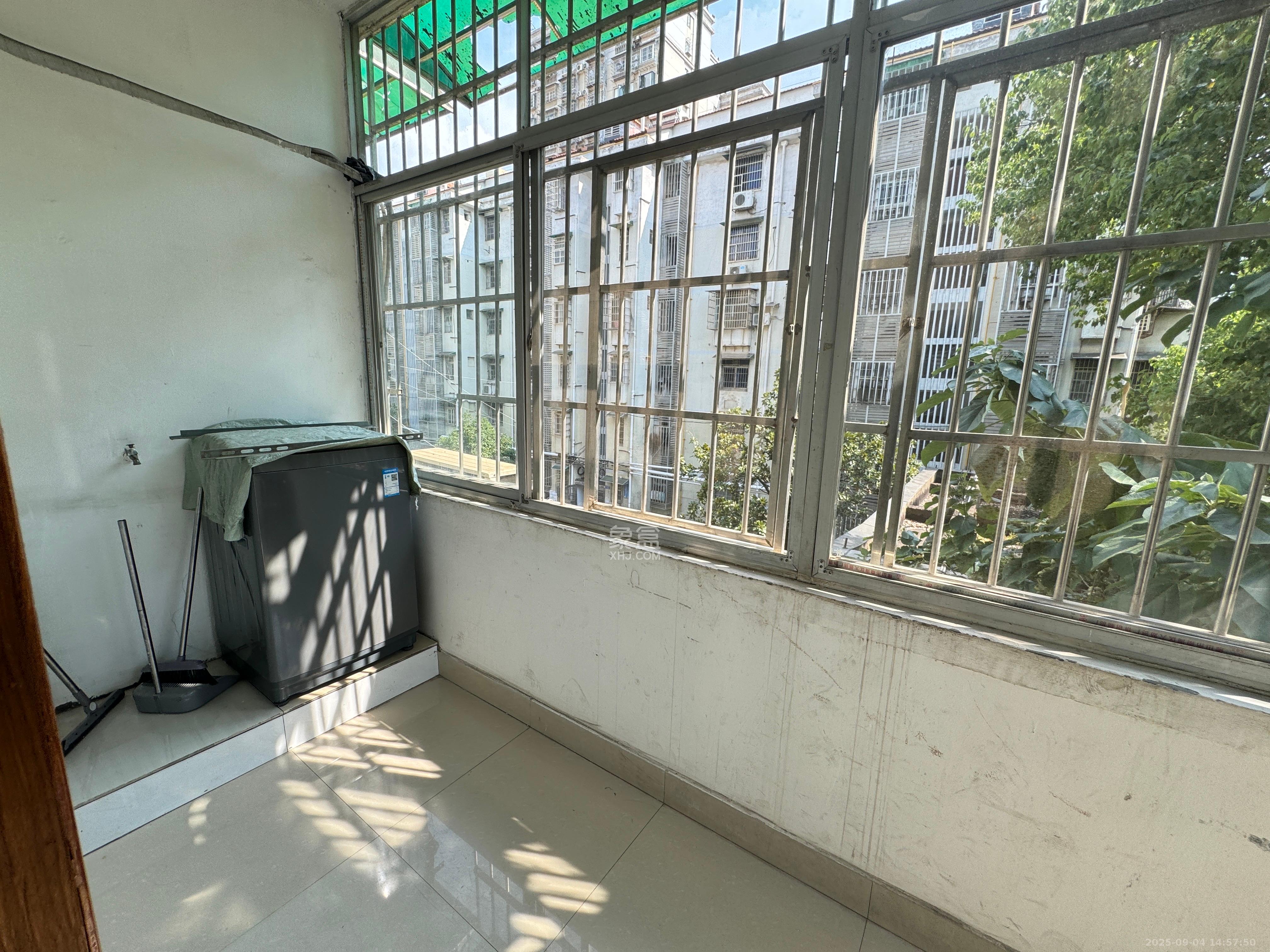 天心物业  2室1厅1卫    1400.0元/月室内图