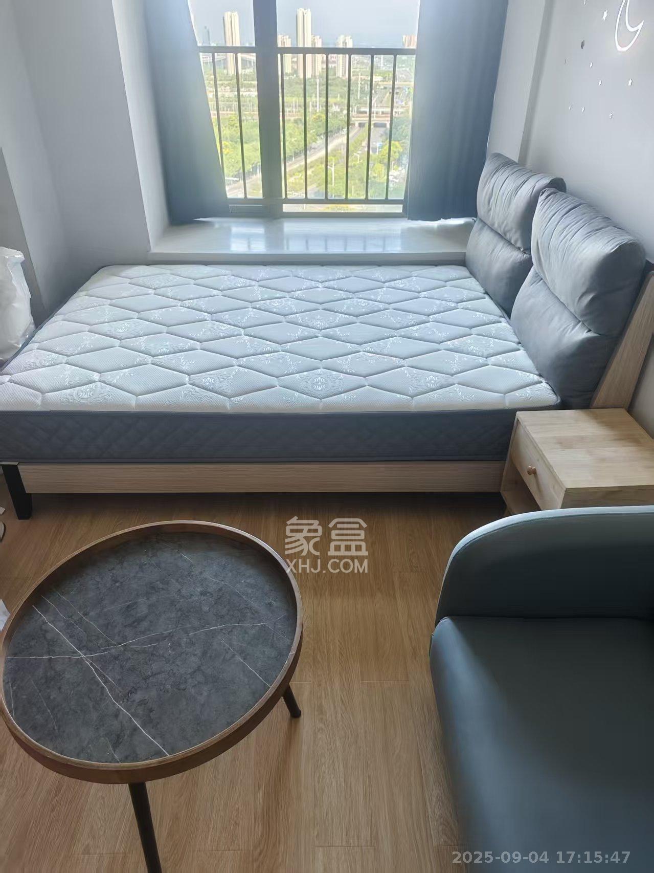 佳兆业云顶都汇  1室1厅1卫    1300.0元/月 佳兆业云顶都汇  1室1厅1卫    1300.0元/月室内图