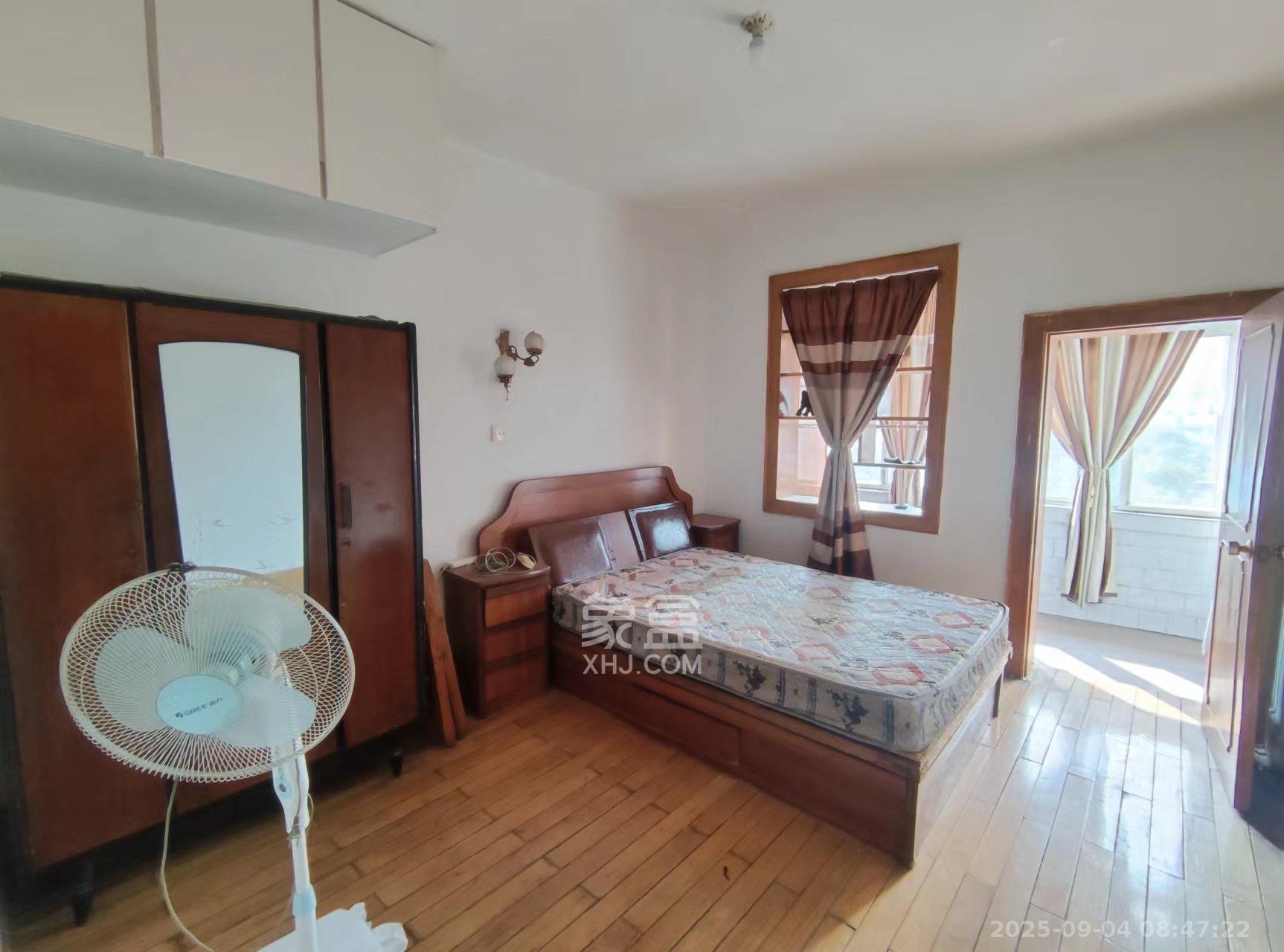 湖橡宿舍/湖橡小区 2室1厅1卫 1300.0元/月 湖橡宿舍/湖橡小区 2室1厅1卫 1300.0元/月室内图