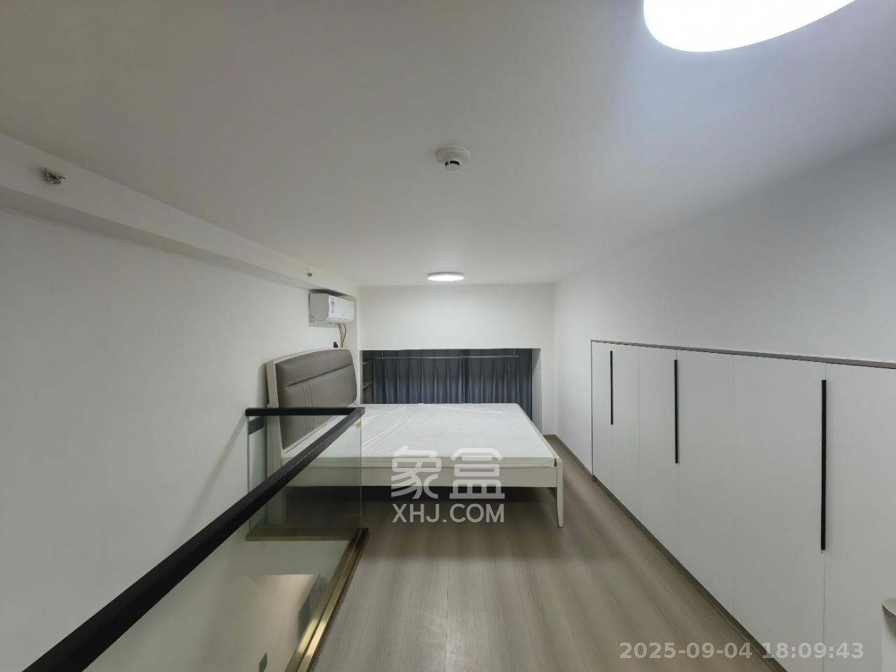 新长海D1站  1室1厅1卫   1600.00元/月