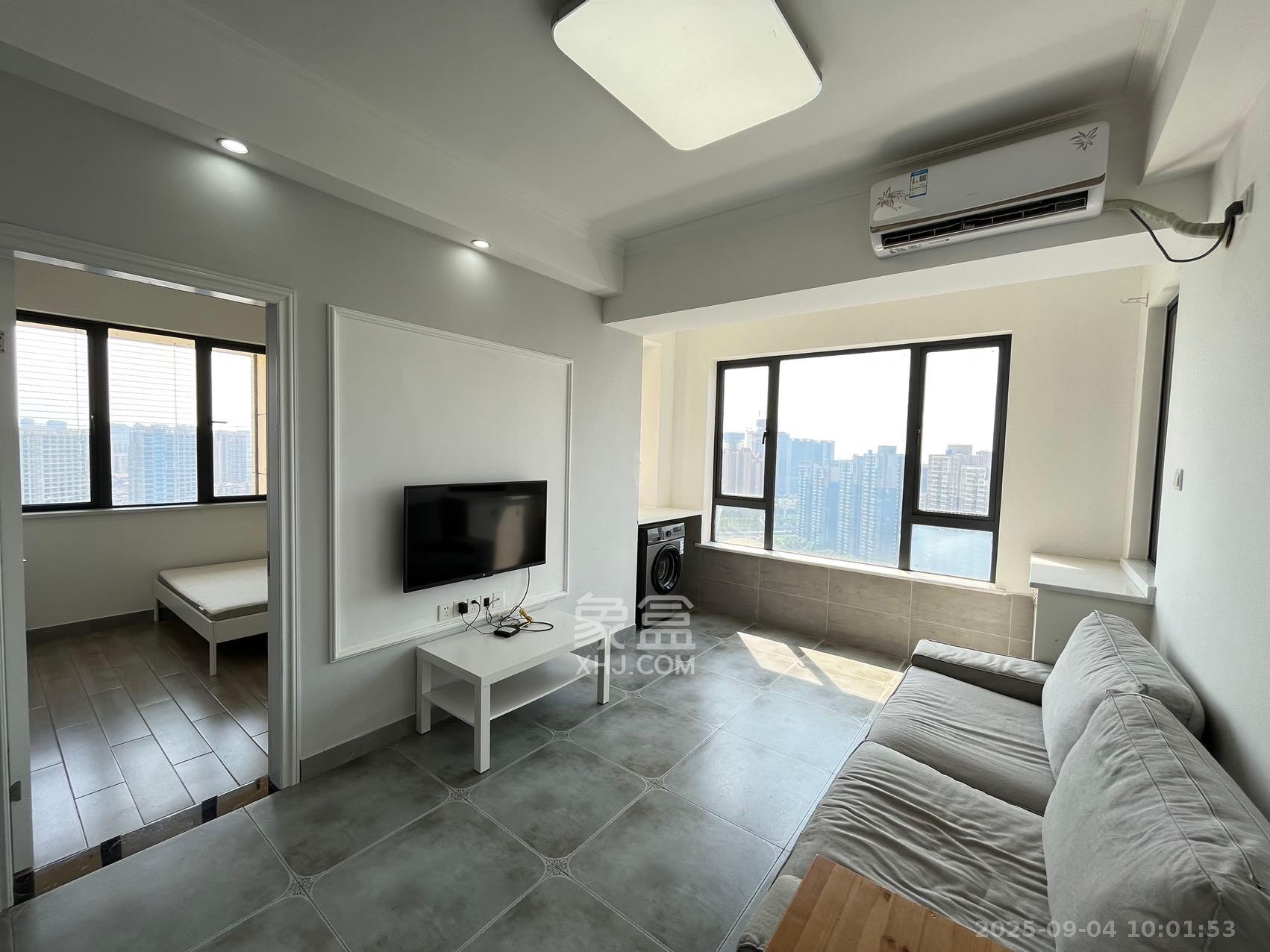 半山公馆(半山国际中心) 1室1厅1卫 2800.0元/月 半山公馆(半山国际中心) 1室1厅1卫 2800.0元/月室内图