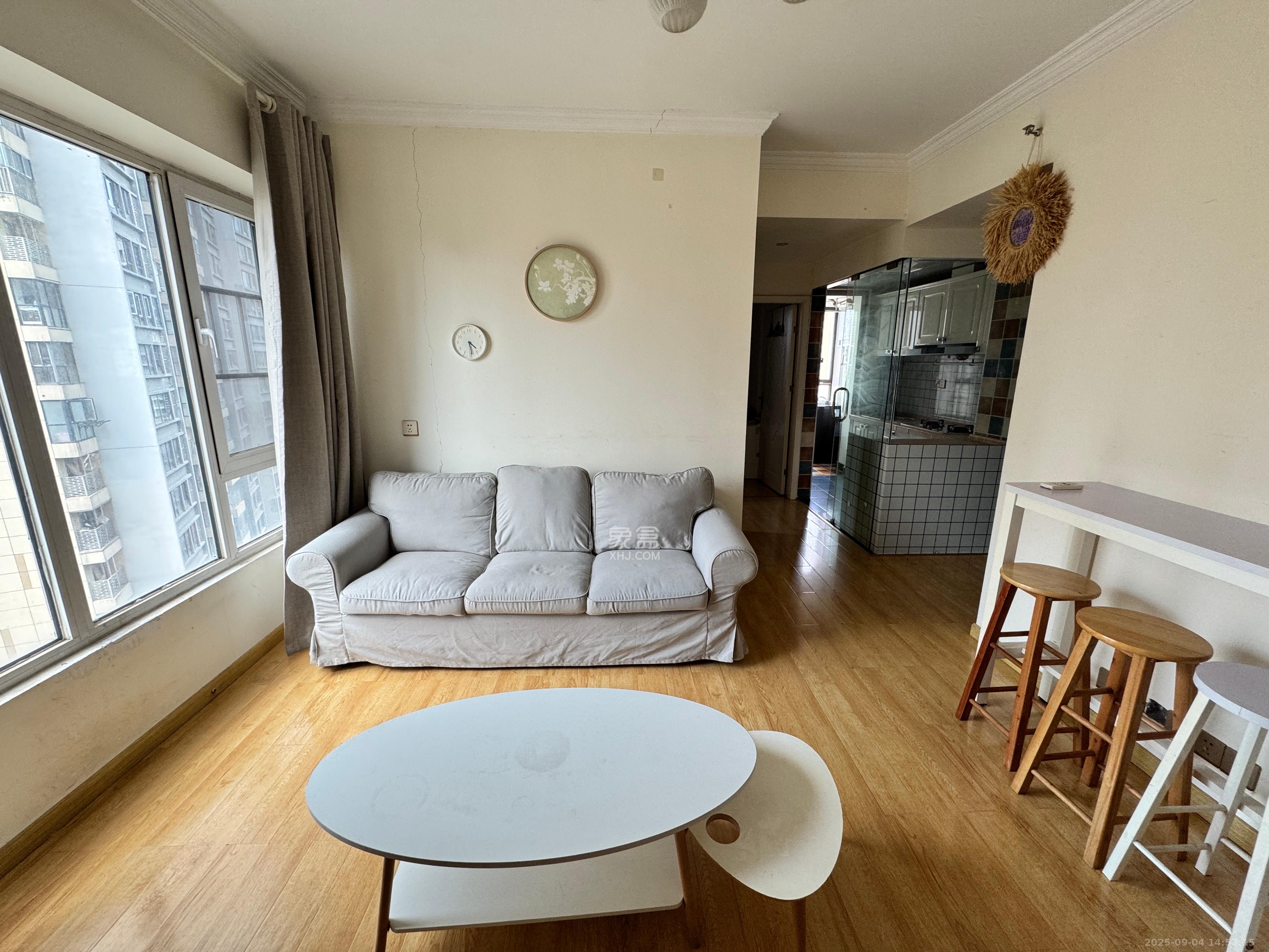 北辰三角洲E3区 2室1厅1卫 2700.0元/月 北辰三角洲E3区 2室1厅1卫 2700.0元/月室内图