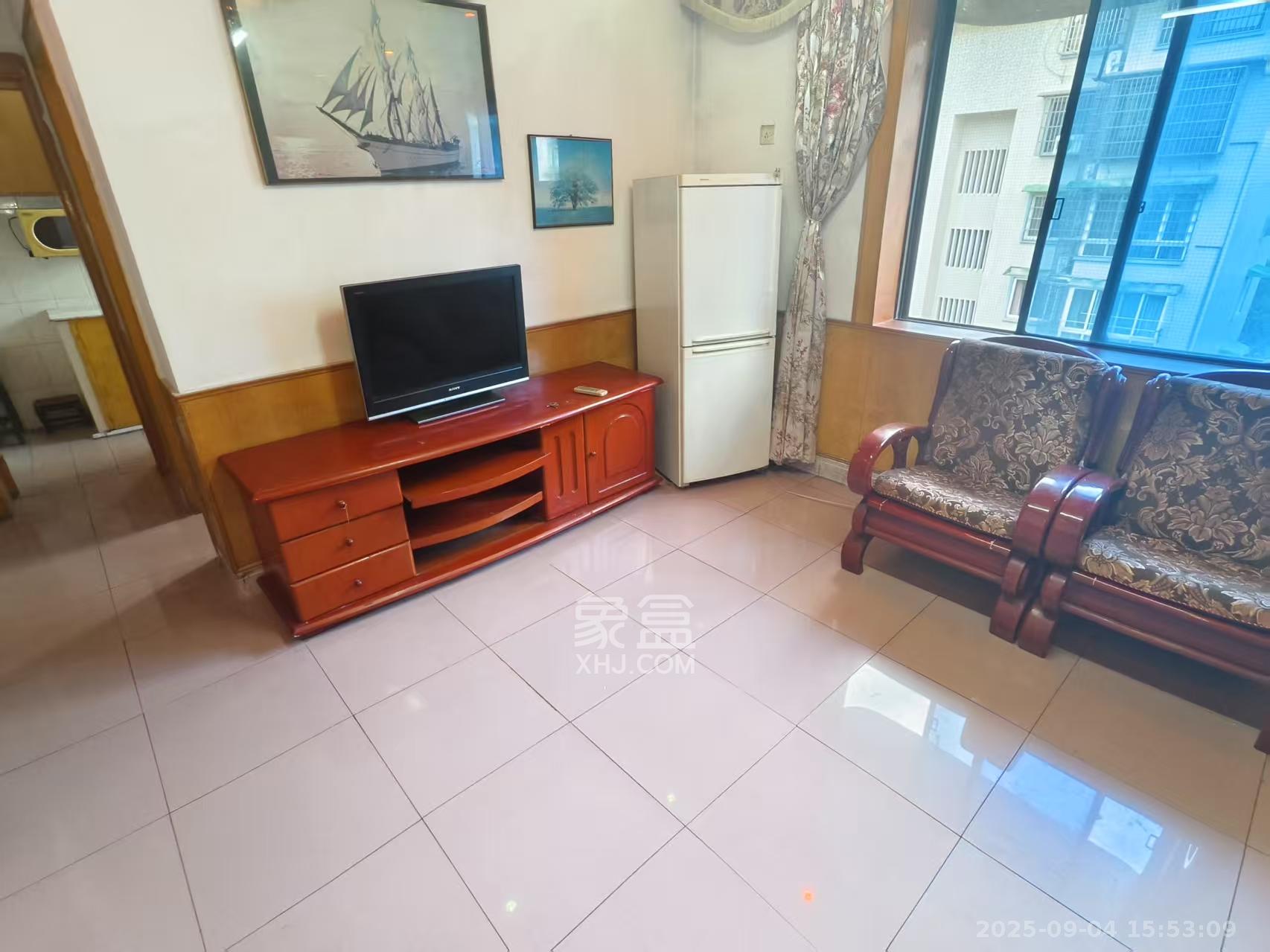 湖工家园 2室1厅1卫 1200.0元/月 湖工家园 2室1厅1卫 1200.0元/月室内图