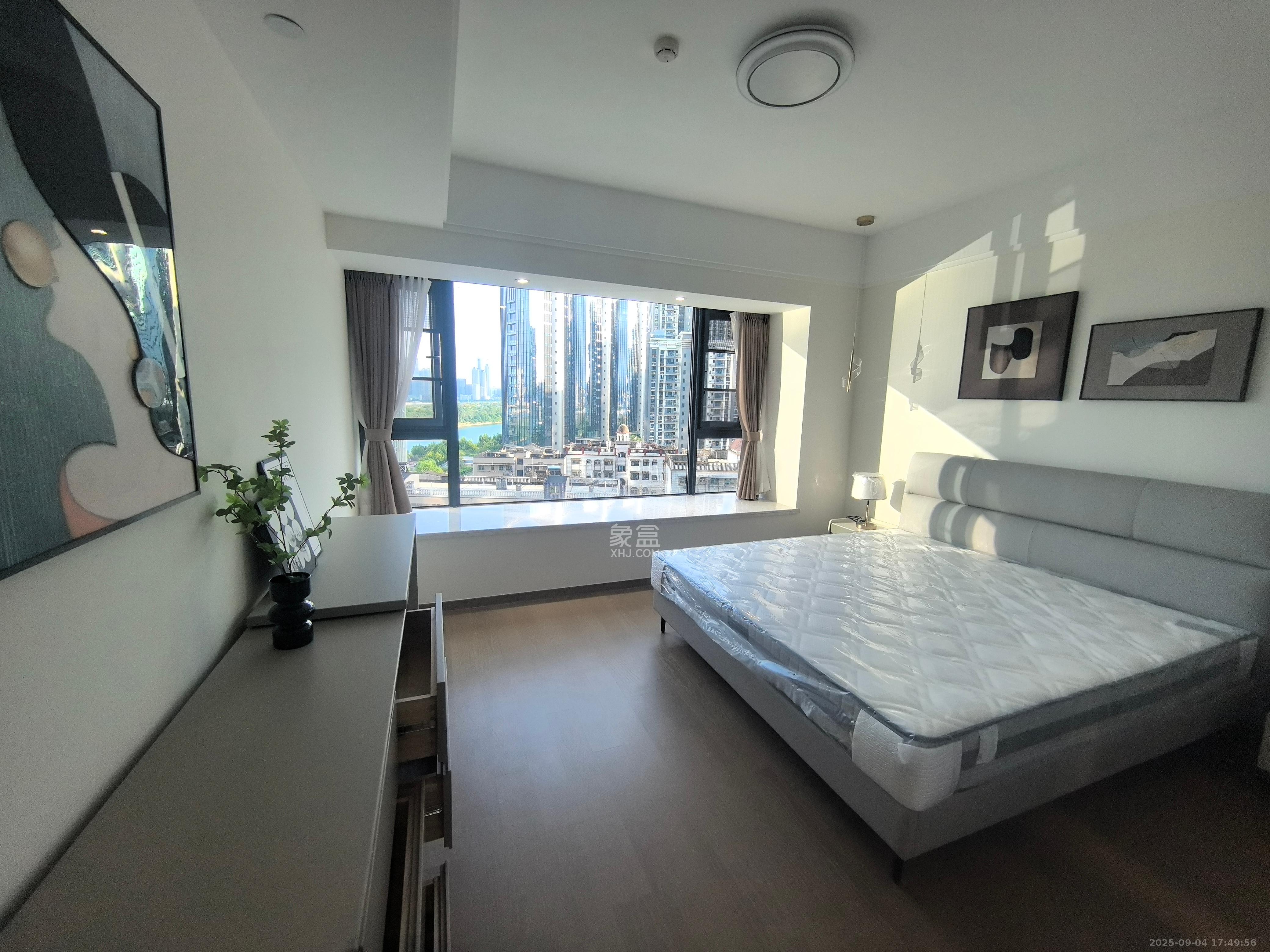 滨江府1913 4室2厅2卫 13000.0元/月 滨江府1913 4室2厅2卫 13000.0元/月室内图