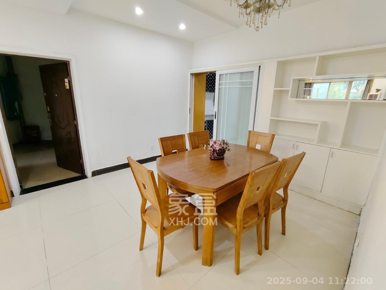 金色山庄  3室2厅2卫    3200.0元/月 金色山庄  3室2厅2卫    3200.0元/月室内图