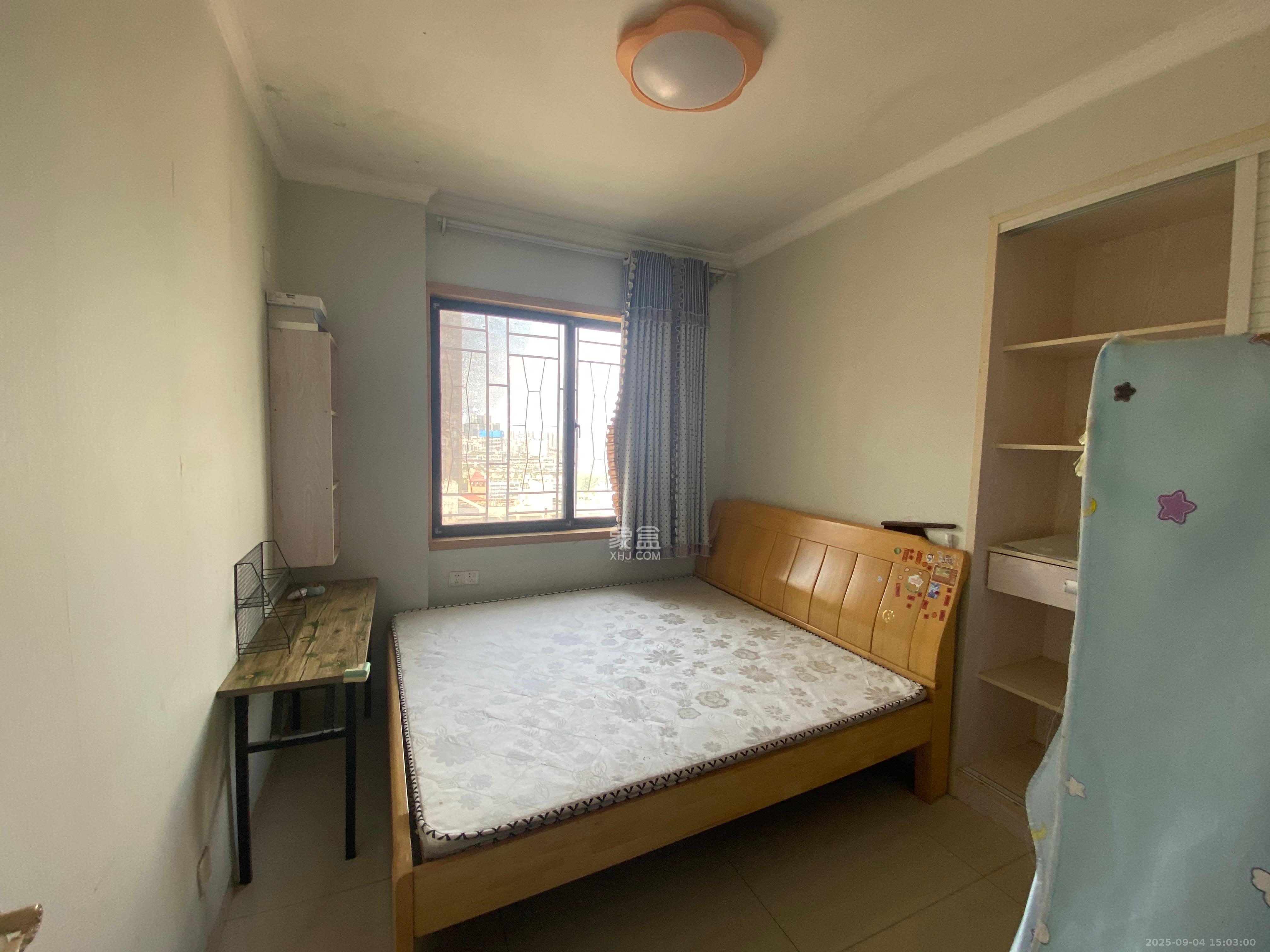 阳光锦城  2室1厅1卫    2000.0元/月室内图