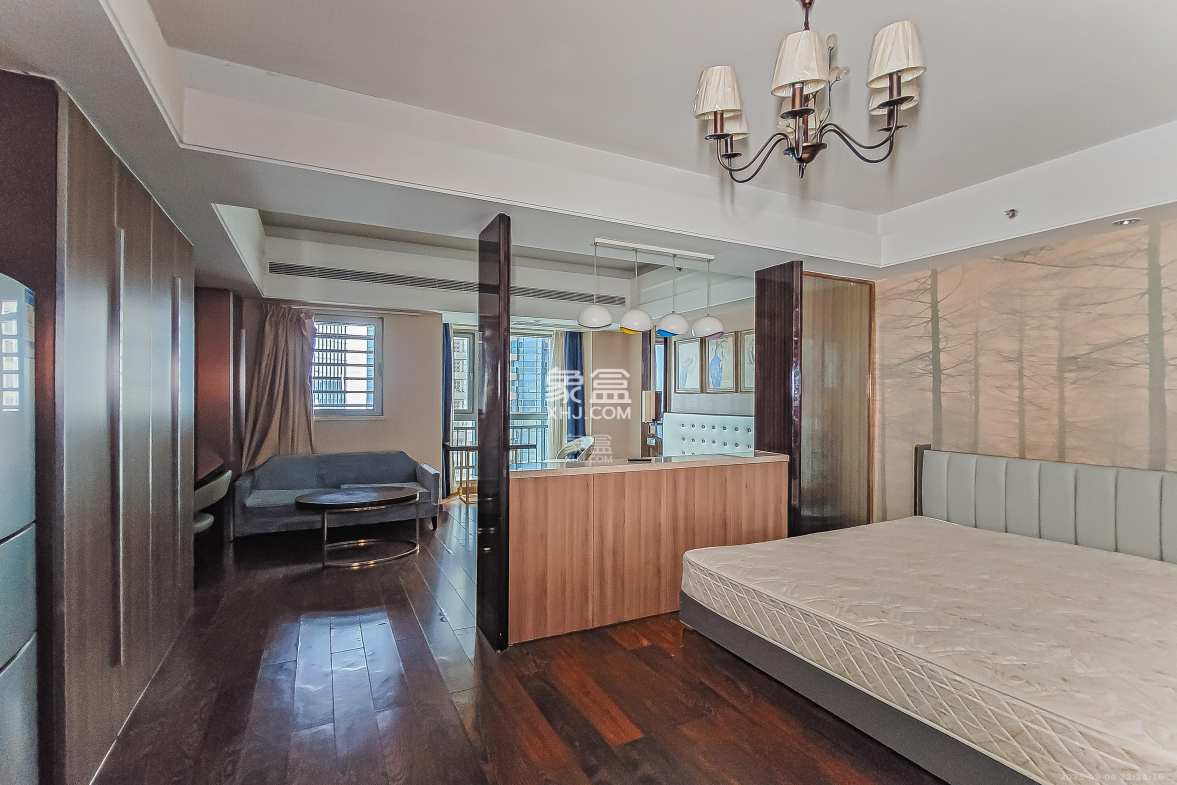 华远国际公寓  1室1厅1卫    90.0万 华远国际公寓  1室1厅1卫    90.0万客厅