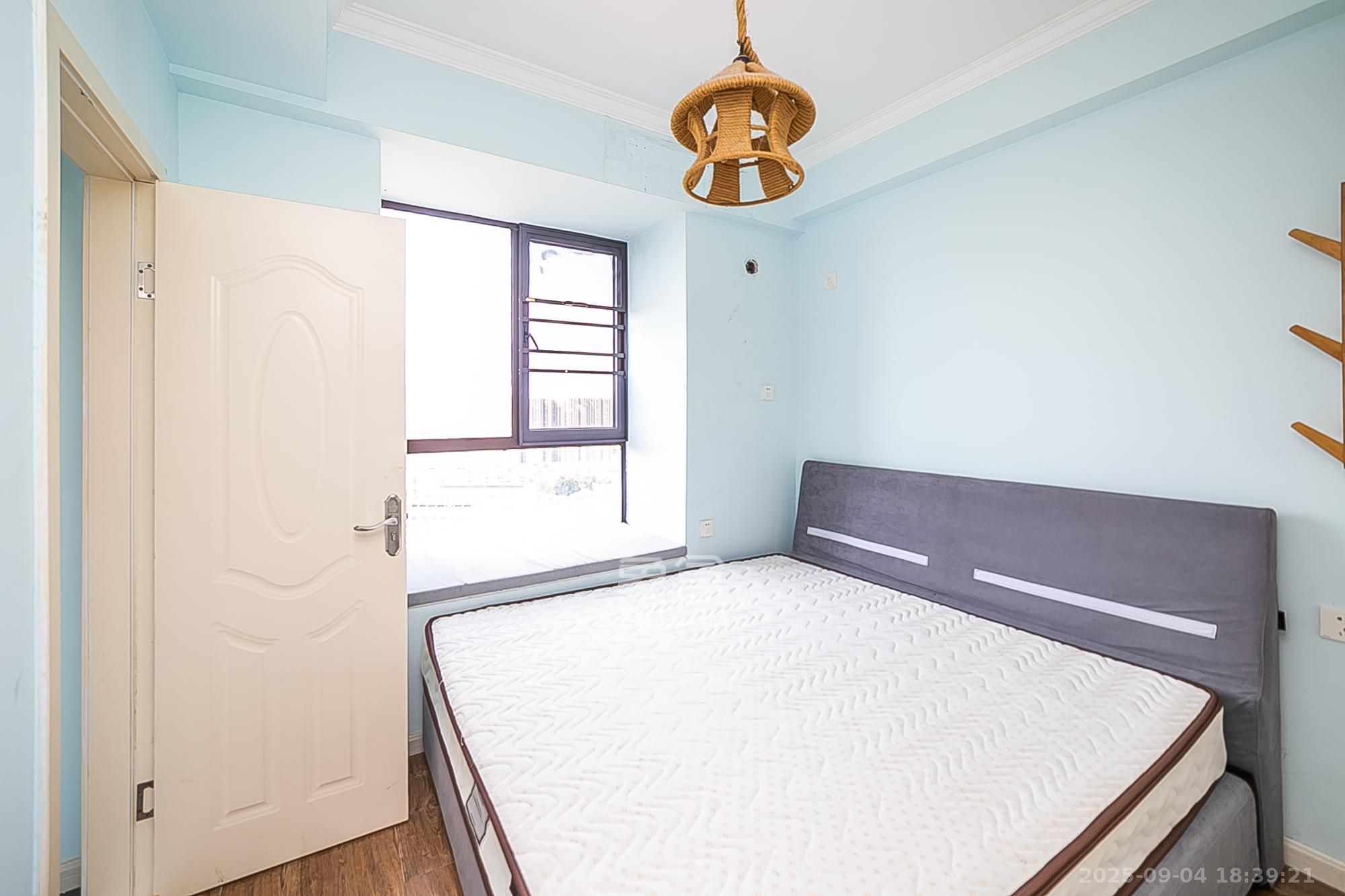 星宇V立方(旭和大厦)  1室1厅1卫    33.8万 星宇V立方(旭和大厦)  1室1厅1卫    33.8万卧室