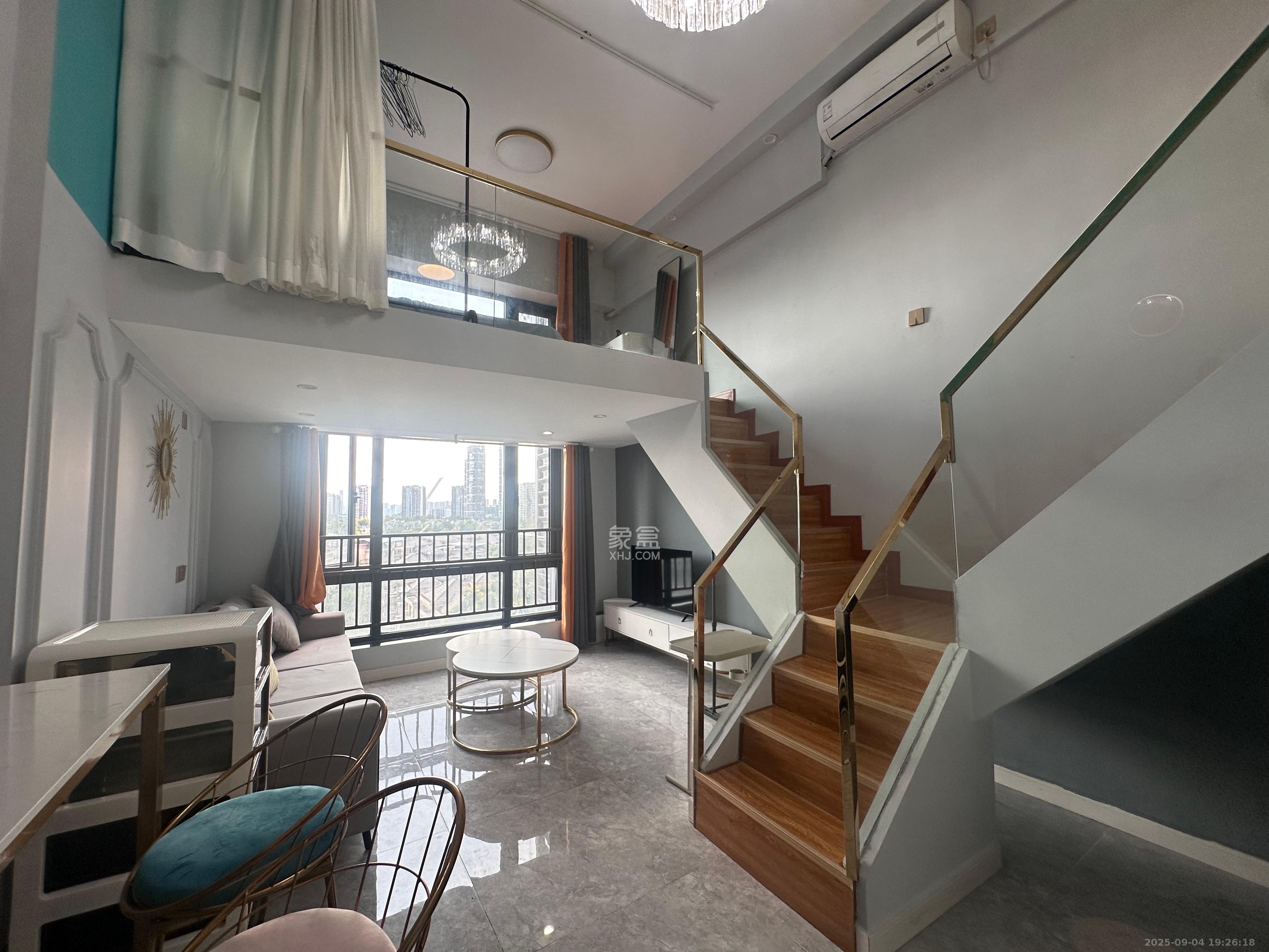 藏珑湖上公馆 1室1厅1卫 2500.0元/月 藏珑湖上公馆 1室1厅1卫 2500.0元/月室内图