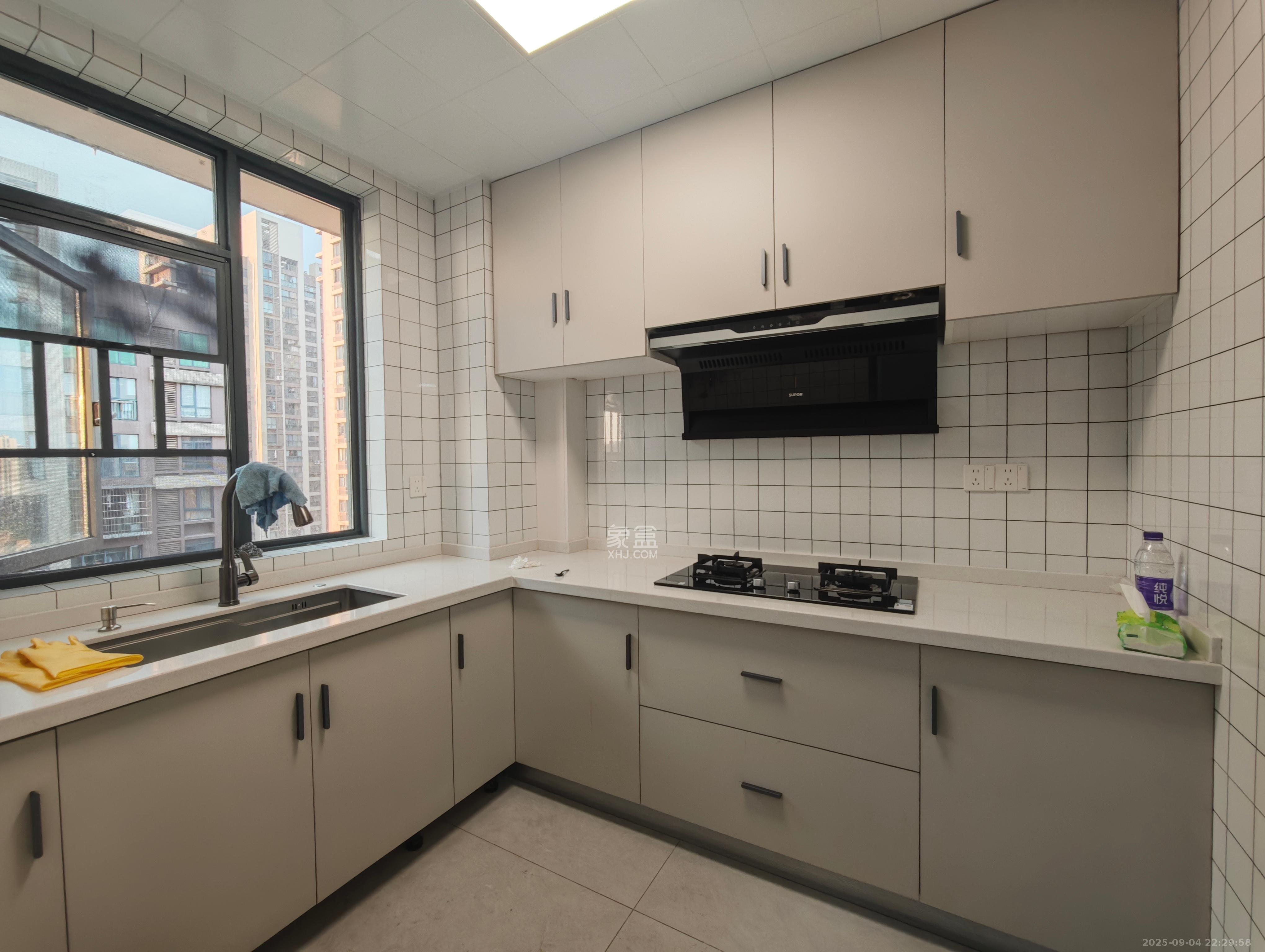 美利新世界  4室2厅2卫    3000.0元/月 美利新世界  4室2厅2卫    3000.0元/月室内图