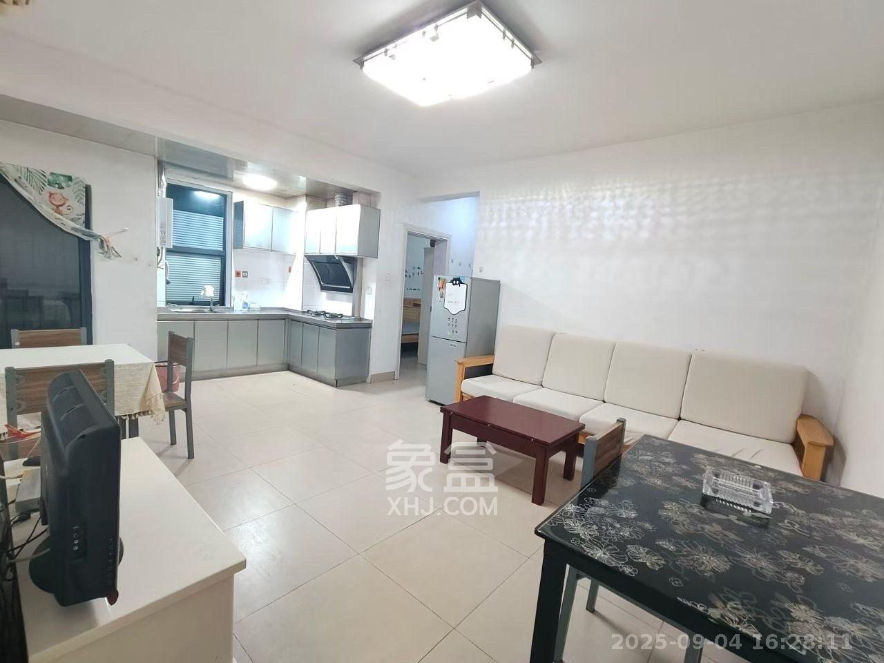 融圣国际  2室1厅1卫    2200.0元/月室内图