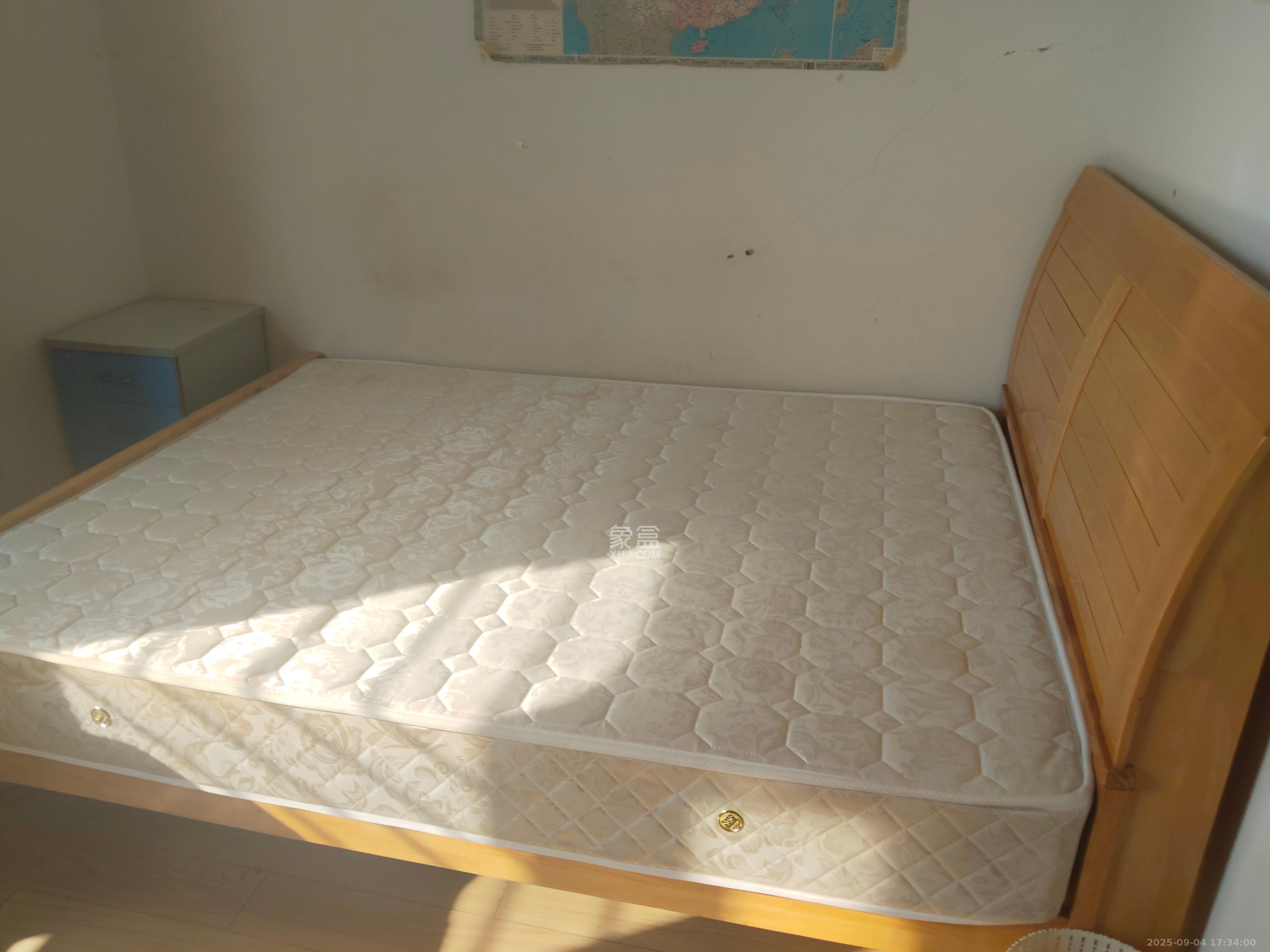 宏泽佳园  2室1厅1卫    2000.0元/月 宏泽佳园  2室1厅1卫    2000.0元/月室内图