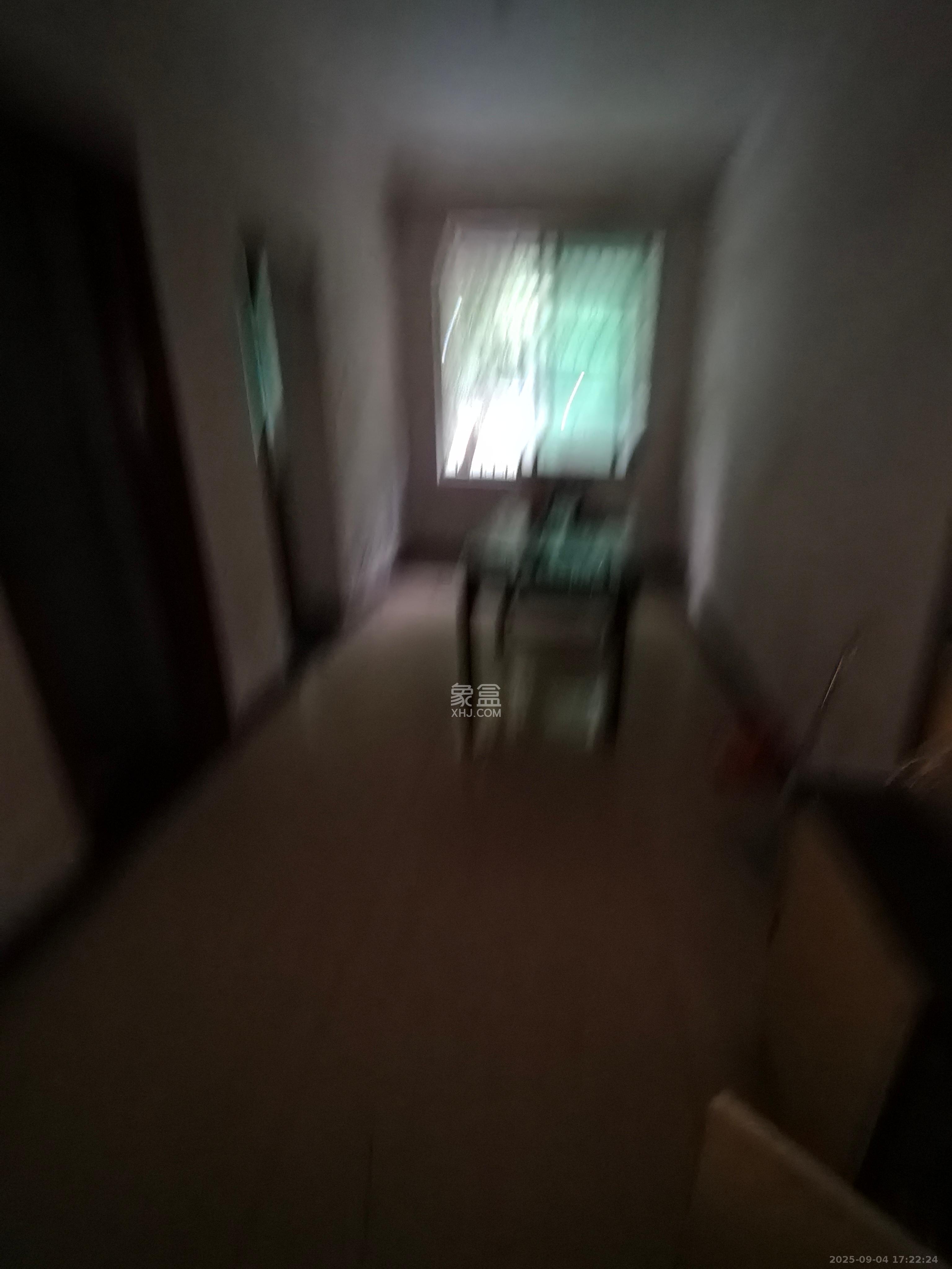 中南汽车世界 2室1厅1卫 1000.0元/月 中南汽车世界 2室1厅1卫 1000.0元/月室内图