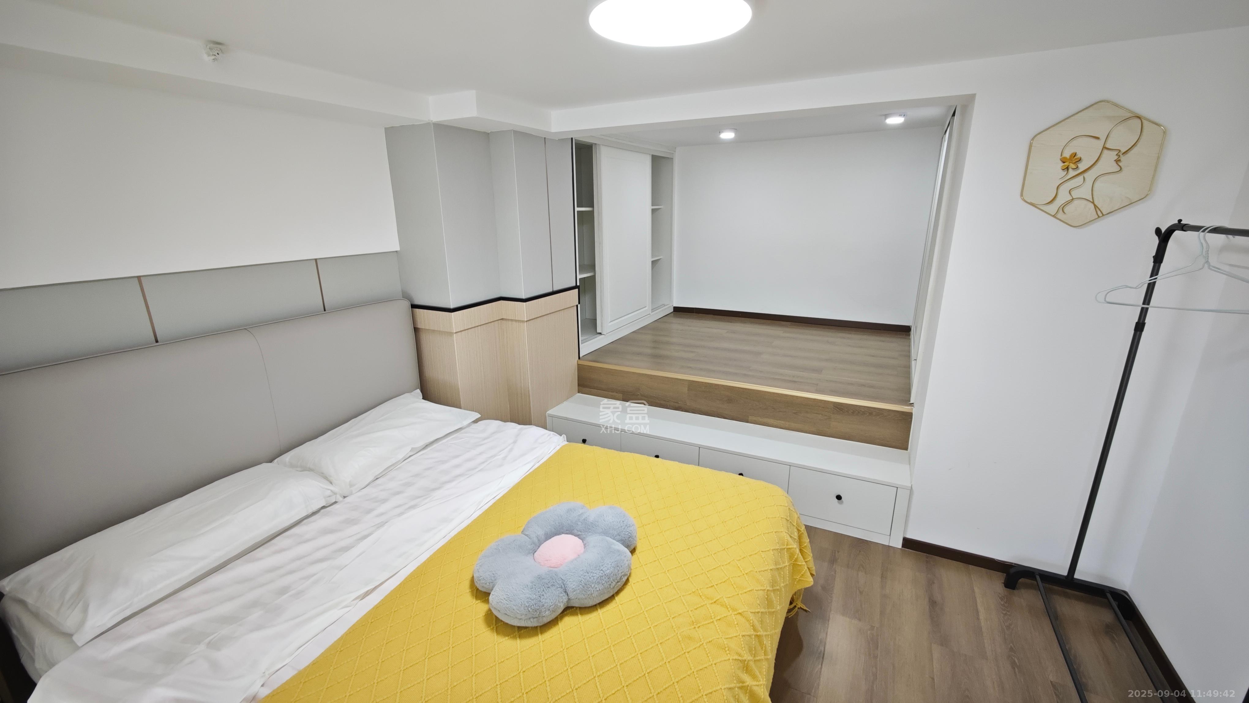 越秀悦湖台  1室0厅0卫    2700.0元/月 越秀悦湖台  1室0厅0卫    2700.0元/月室内图