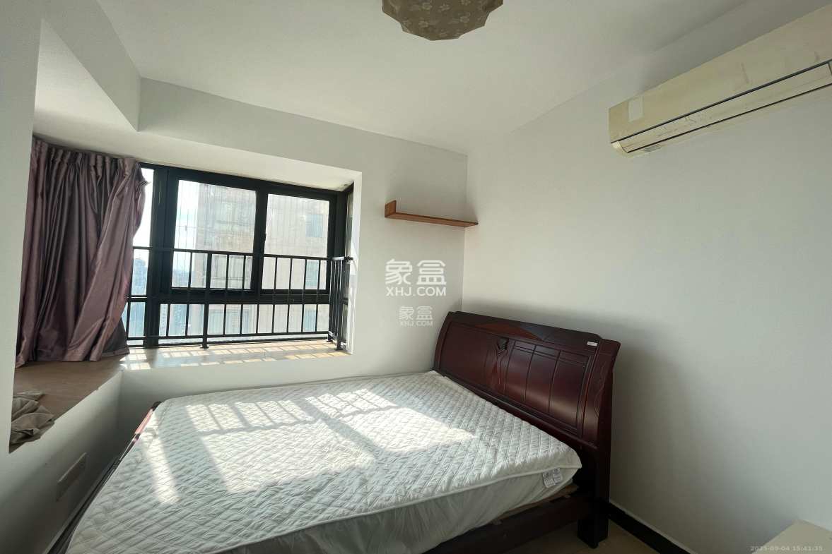 高鑫麓城  2室2厅1卫    2000.0元/月 高鑫麓城  2室2厅1卫    2000.0元/月室内图