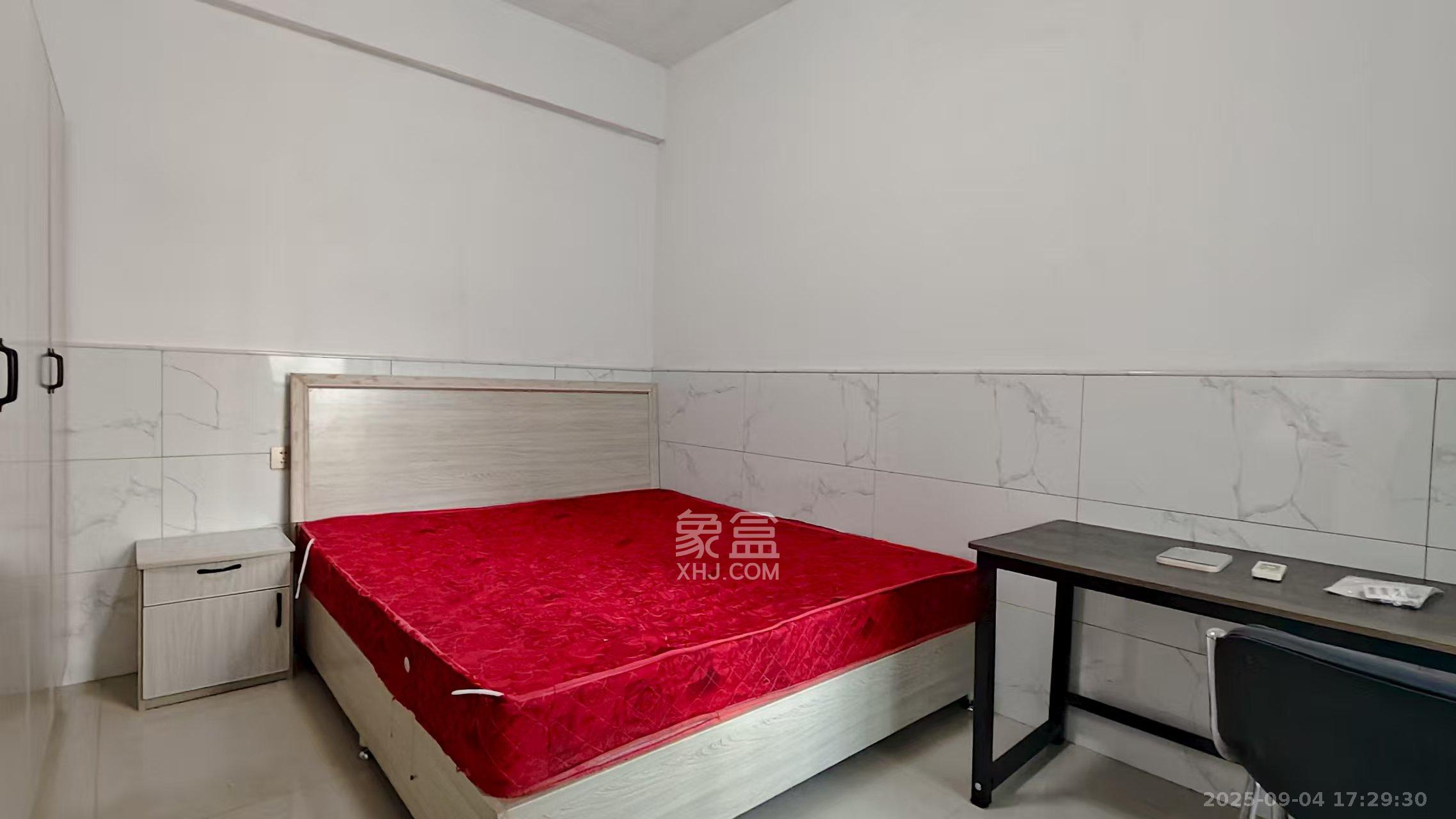 西子湖畔沃府  1室2厅2卫    1000.0元/月 西子湖畔沃府  1室2厅2卫    1000.0元/月室内图