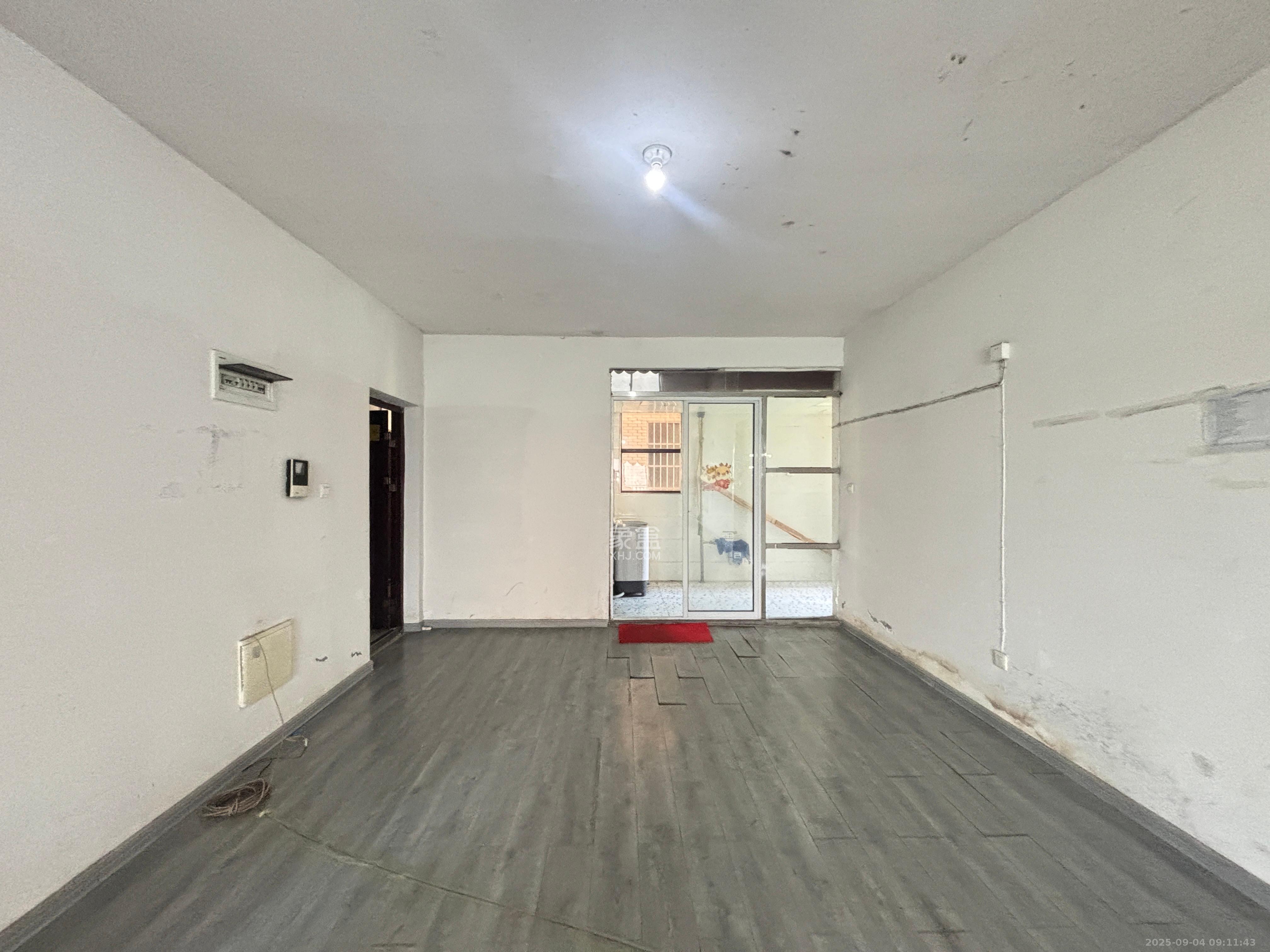 圆梦康乐城 1室2厅2卫 1800.0元/月 圆梦康乐城 1室2厅2卫 1800.0元/月室内图