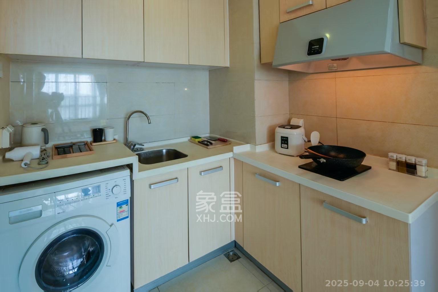 融科檀香山(融科紫檀、香山国际) 1室2厅1卫 3200.0元/月 融科檀香山(融科紫檀、香山国际) 1室2厅1卫 3200.0元/月室内图